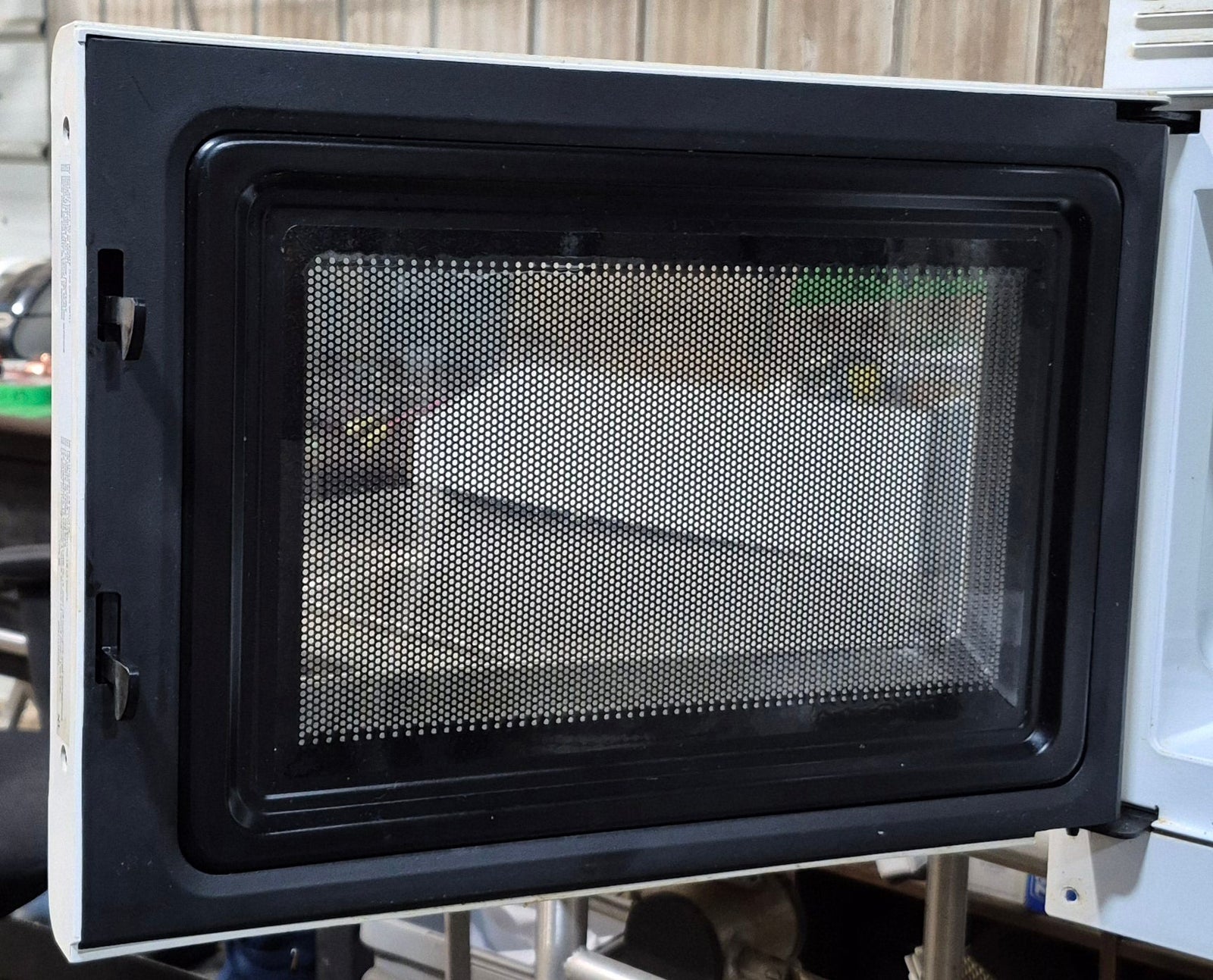 Used Panasonic RV Microwave 20