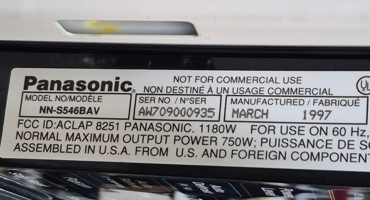 Used PANASONIC RV Microwave 20" W x 14" H x 13" D - Young Farts RV Parts