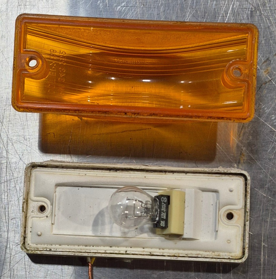 Used Peterson Mfg. Replacement Marker Light Assembly - Amber - Young Farts RV Parts