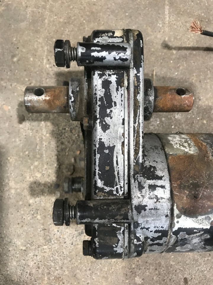 Used Power Gear Slide Motor - 523143 - Young Farts RV Parts