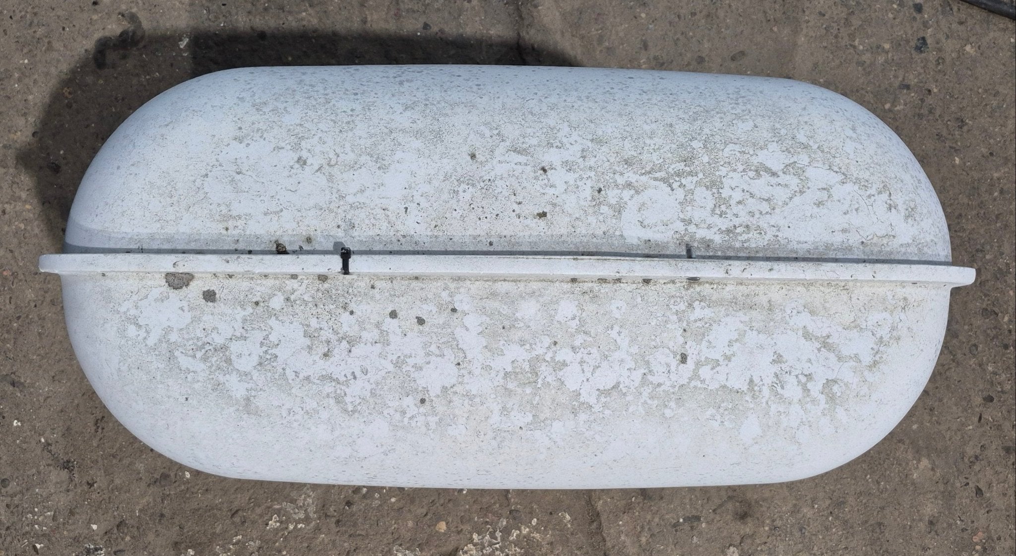 Used Propane Tank Cover - (Fits 30 LB Steel Double Tank) - Young Farts RV Parts