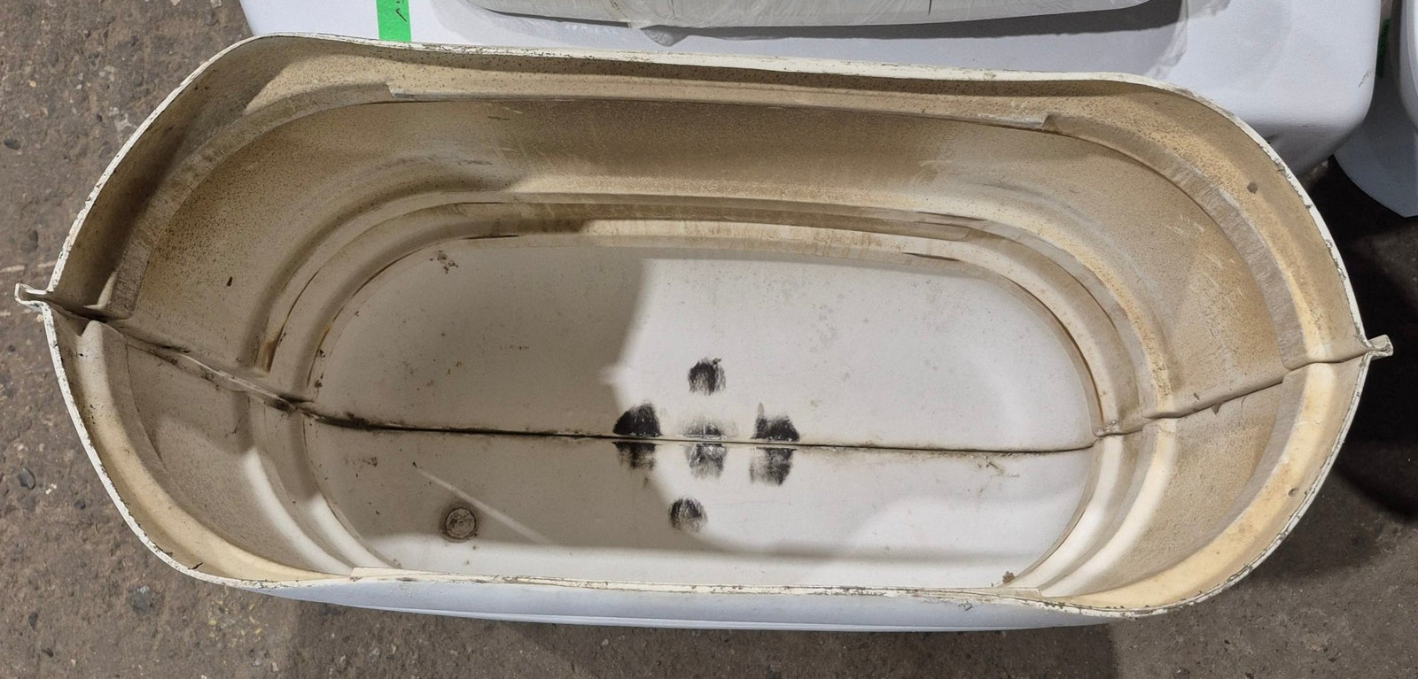 Used Propane Tank Cover - (Fits 30 LB Steel Double Tank) - Young Farts RV Parts