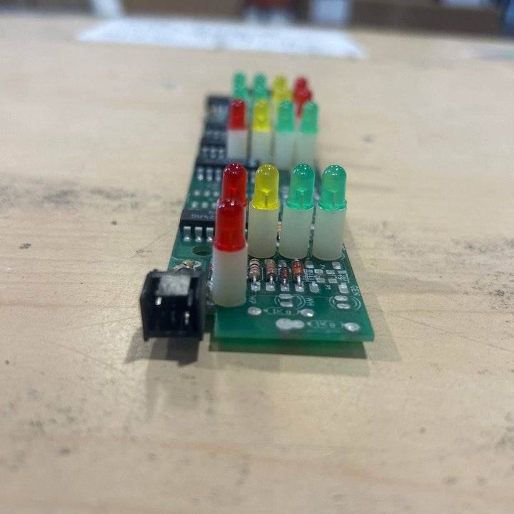 Used Range Hood Fan Circuit Board - L5096-68 ER - Young Farts RV Parts