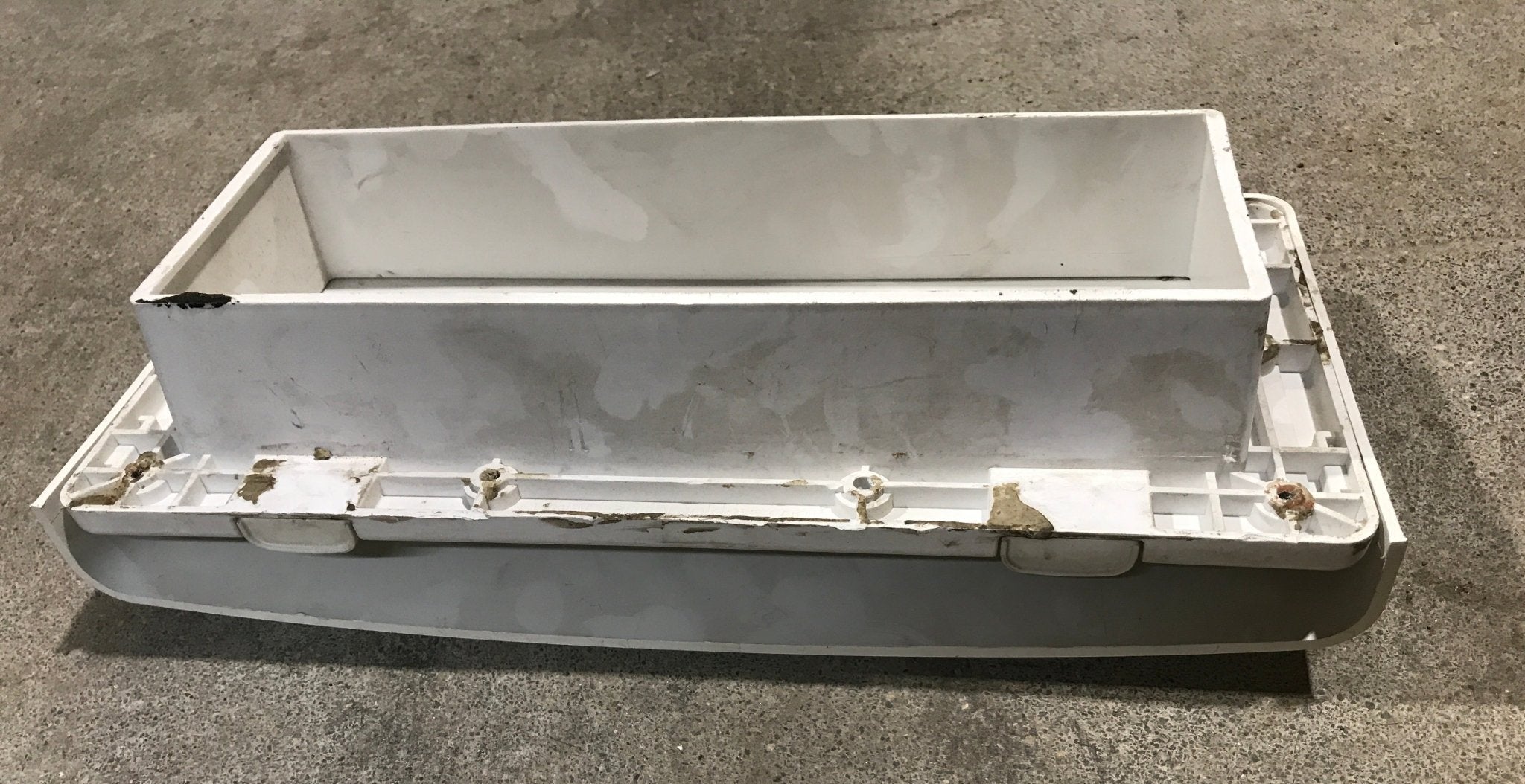 Used RANGE HOOD VENT COVER - Young Farts RV Parts