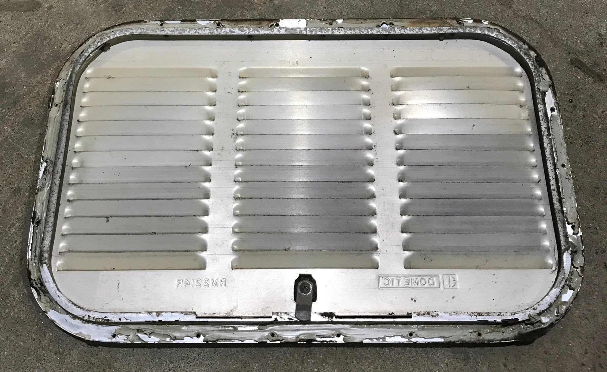 Used Retro NORCOLD 616009/ DOMETIC (P/N UNKNOWN for RM2214R) - Off White Vent Door with Silver Trim - Young Farts RV Parts