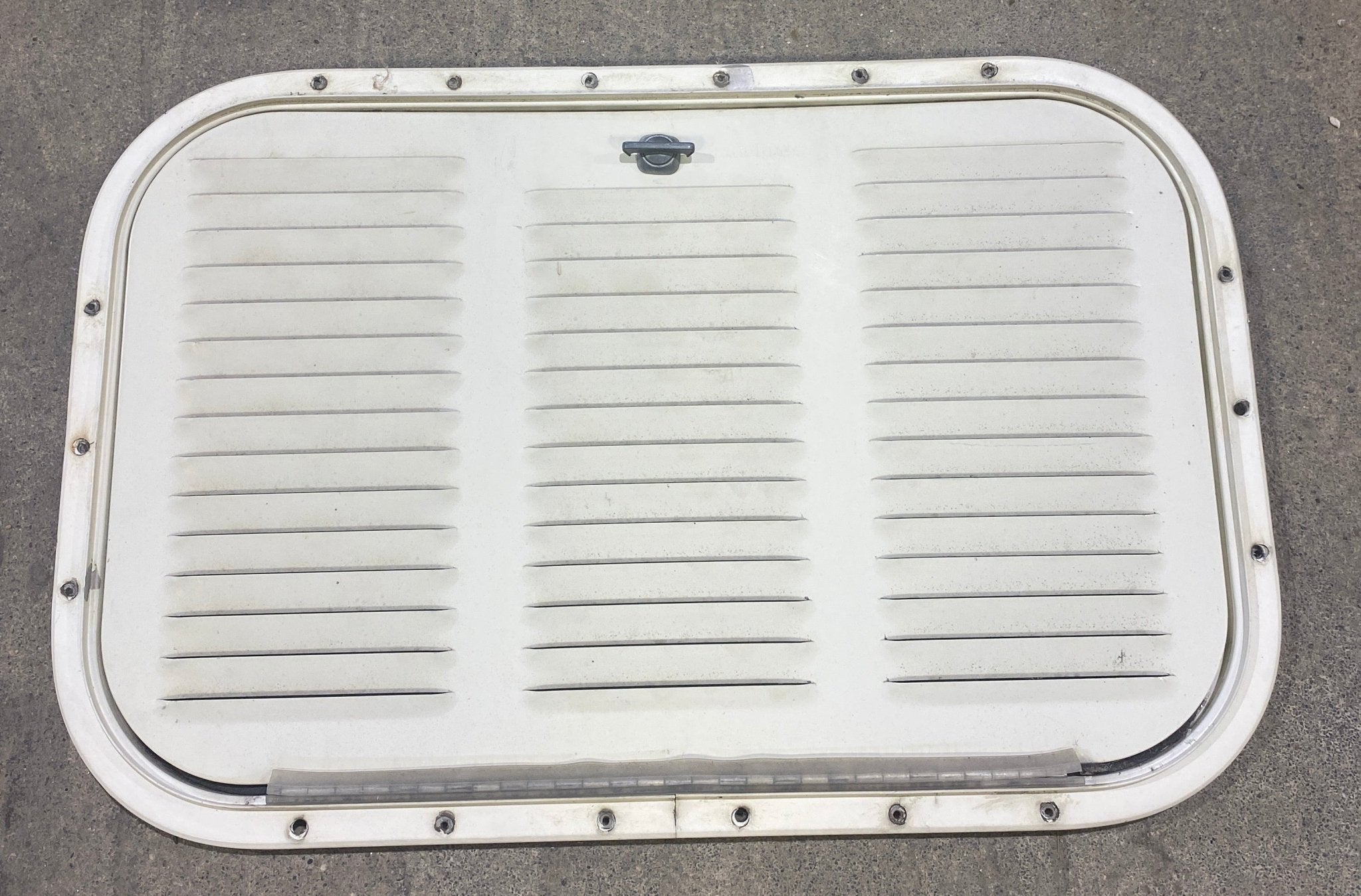 Used Retro - Off White Vent Door - NORCOLD - Young Farts RV Parts