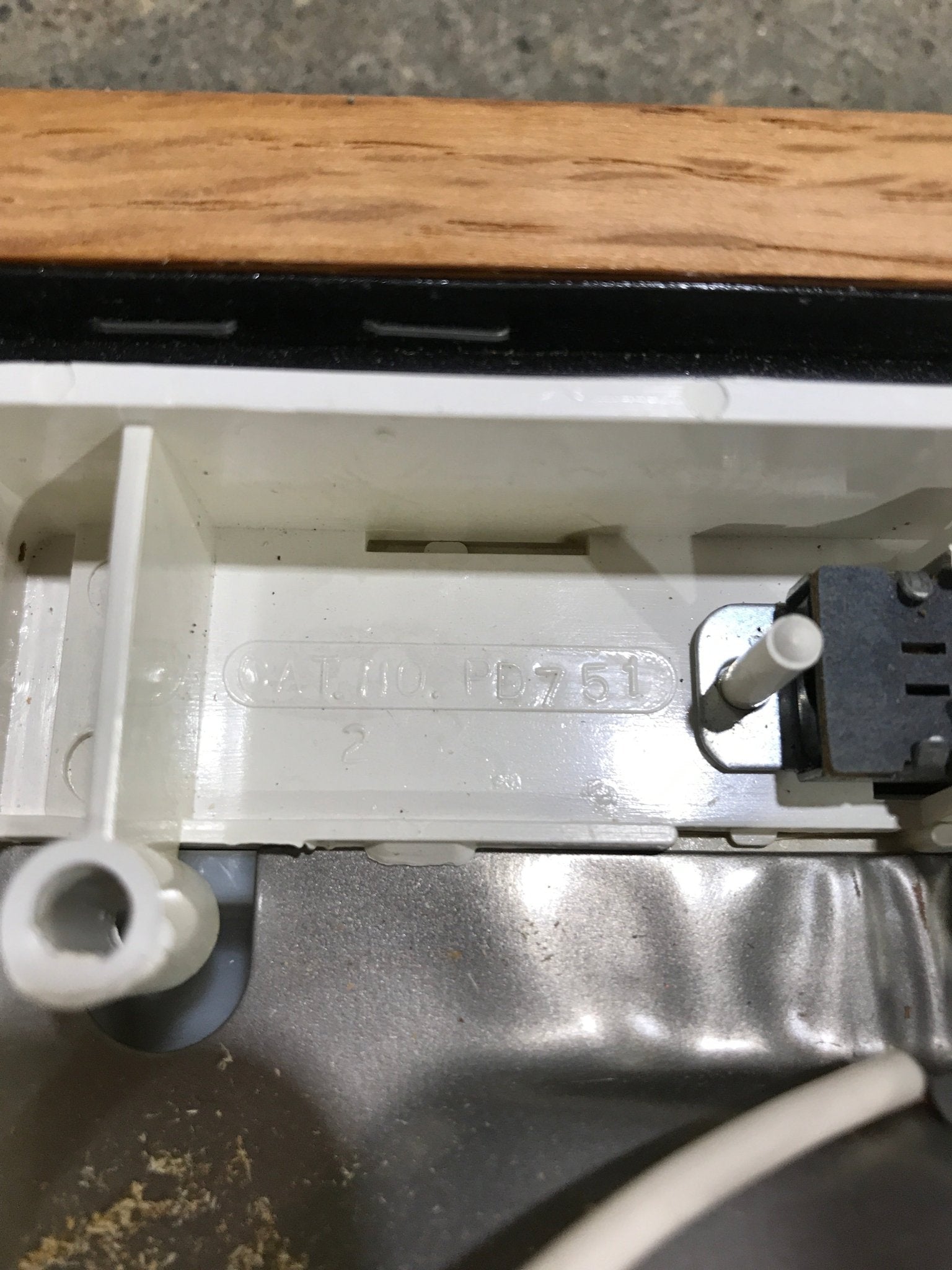 USED Retro RV Interior Light Fixture - SINGLE - Young Farts RV Parts