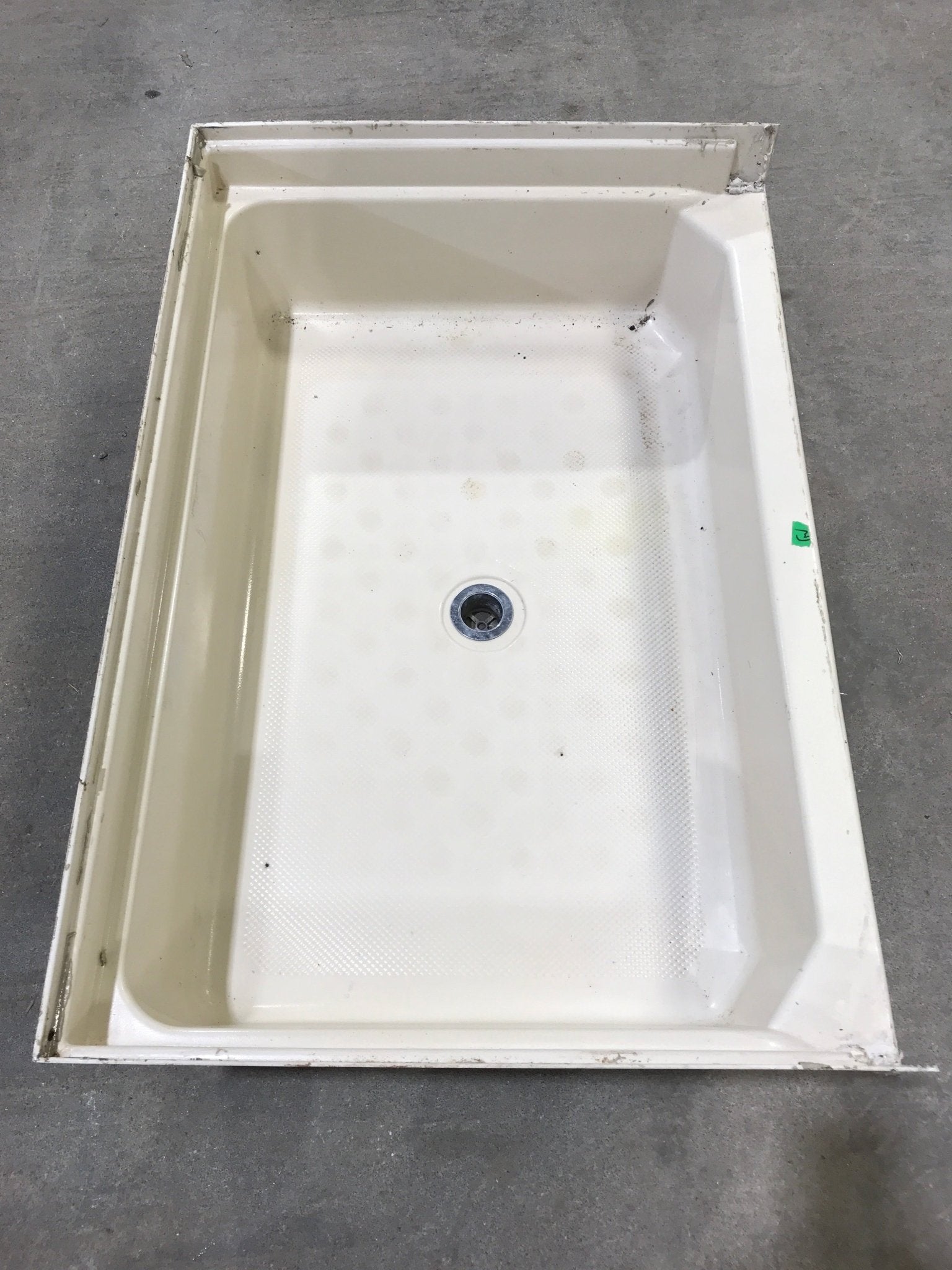 Used RV Bath Tub 35” L x 24” W - Center Drain - Young Farts RV Parts