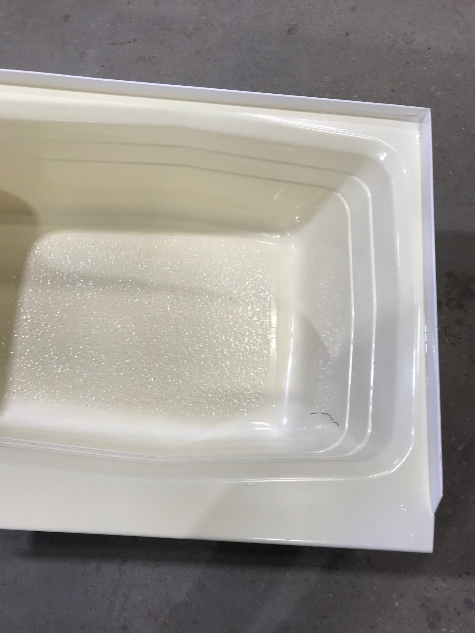 Used RV Bath Tub 36” L x 24" W - Left Hand Drain - Young Farts RV Parts