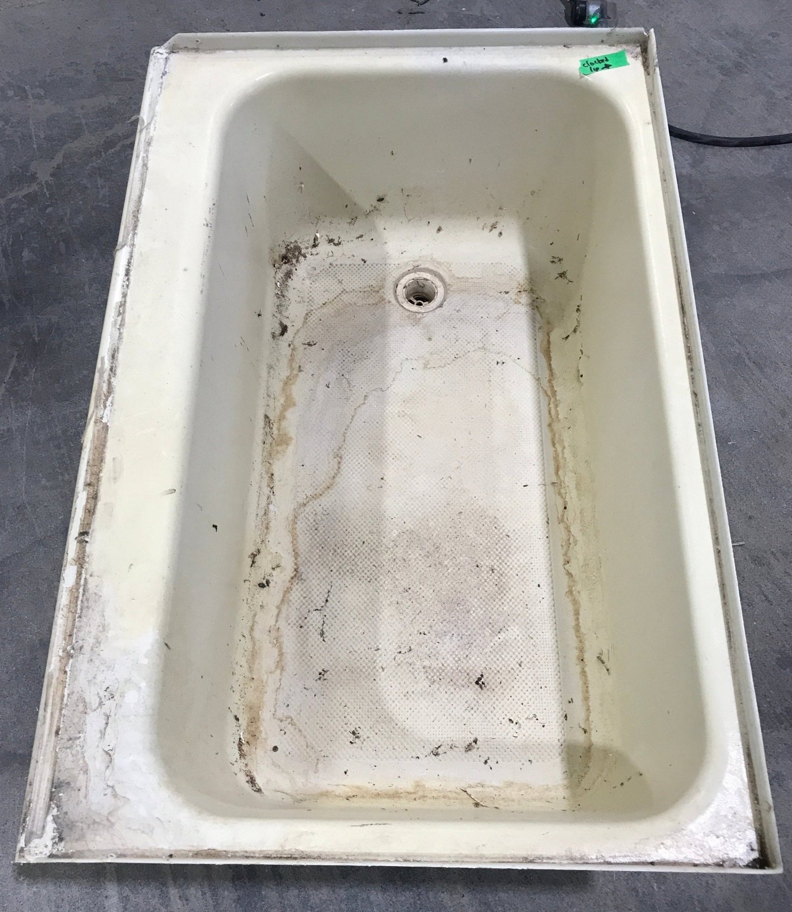 Used RV Bath Tub 36” L x 24 W ” LH Drain - Young Farts RV Parts