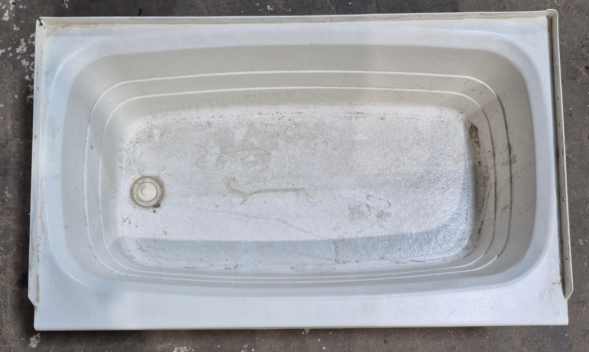Used RV Bath Tub 40” x 24” Left Hand Drain - Young Farts RV Parts