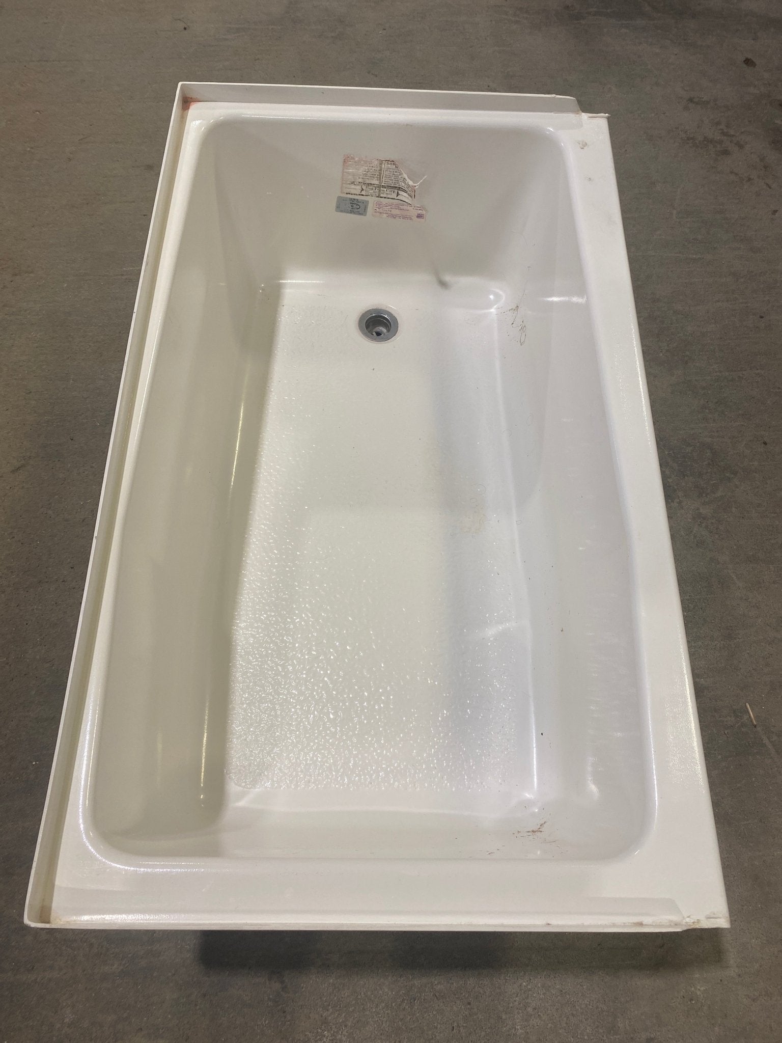 Used RV Bath Tub 41” L x 24