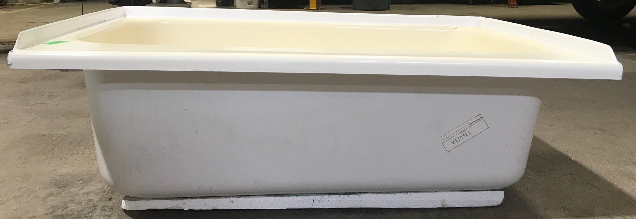 Used RV Bath Tub, Left Hand Drain - 36” L x 24" W - Young Farts RV Parts