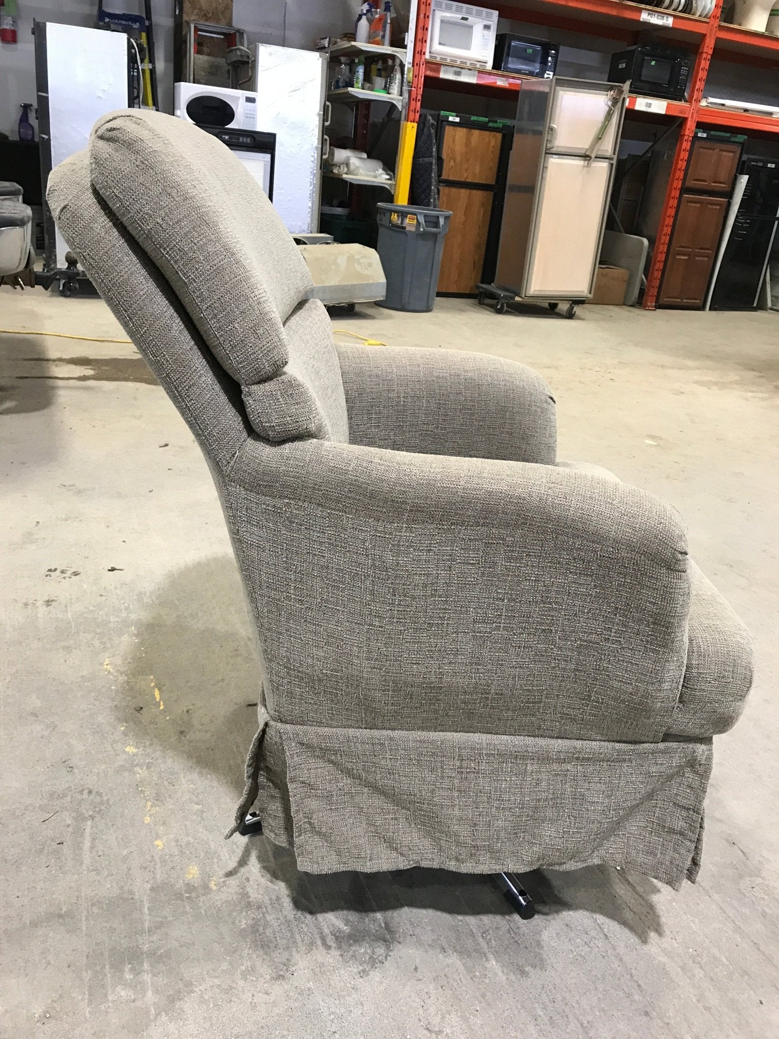Used RV Chair - 39