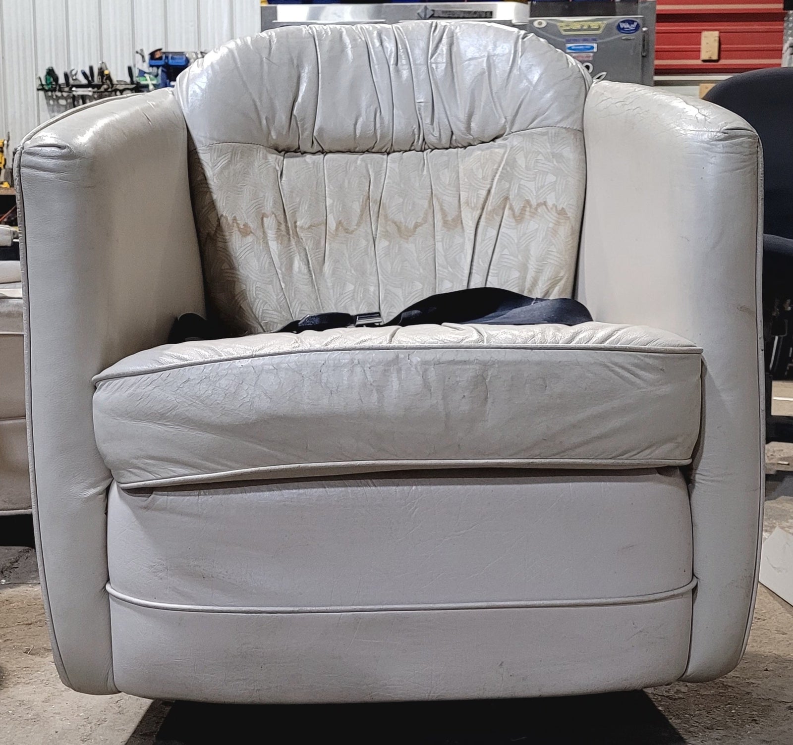 Used RV Chair - Young Farts RV Parts