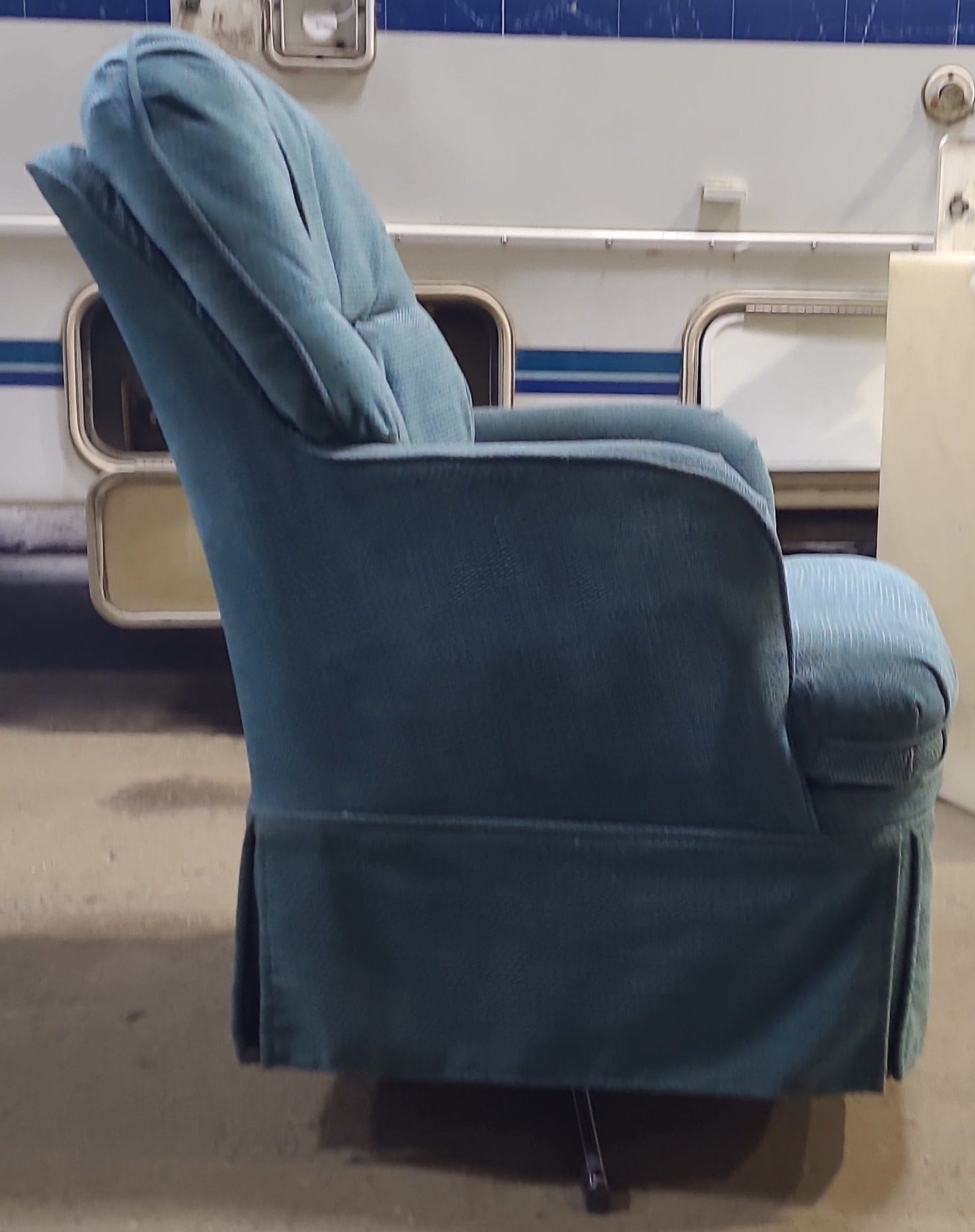 Used RV Chair - Young Farts RV Parts