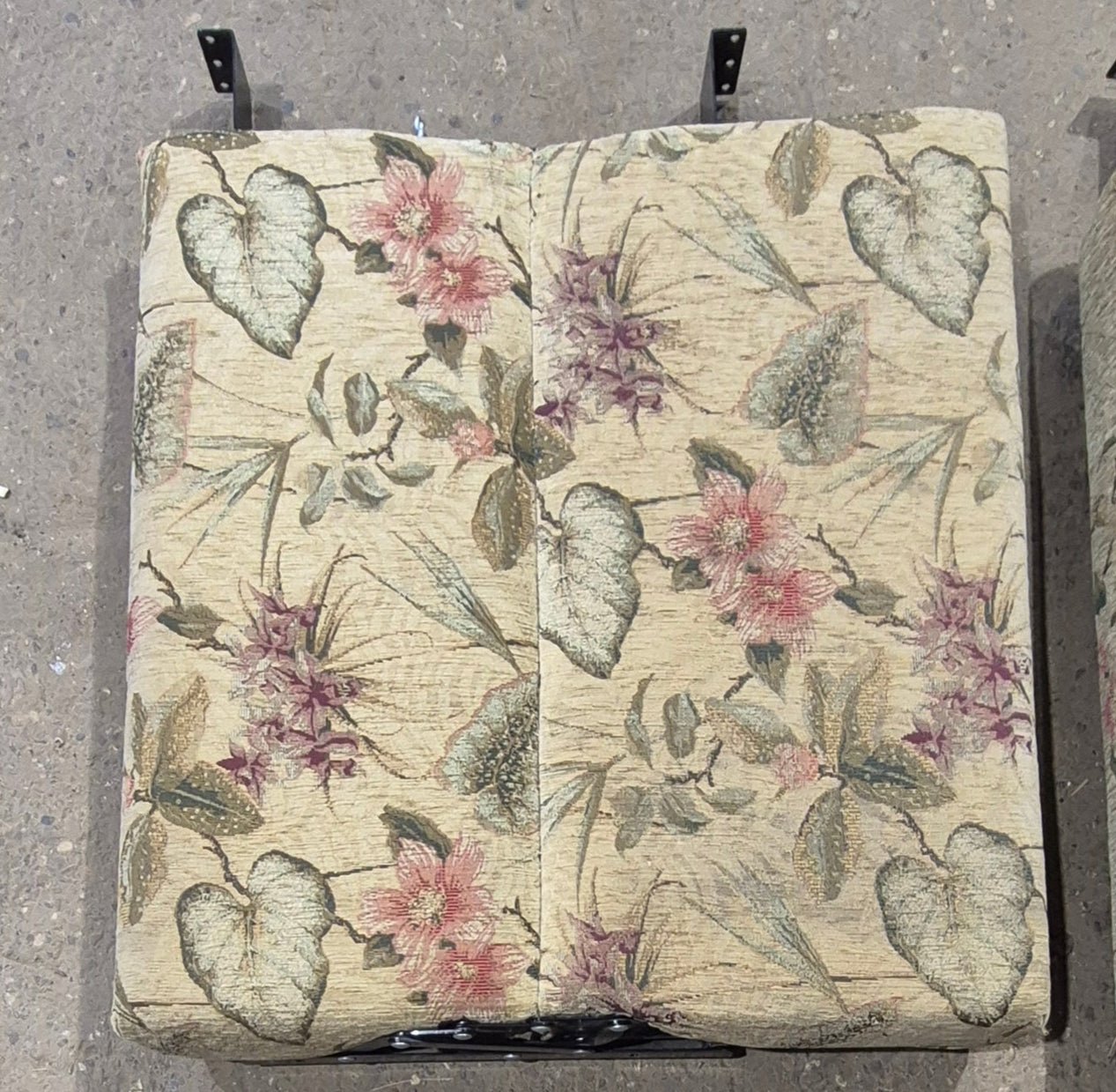 Used RV Dinette Jackknife Style Sofas Set - Wall Mounted - Young Farts RV Parts