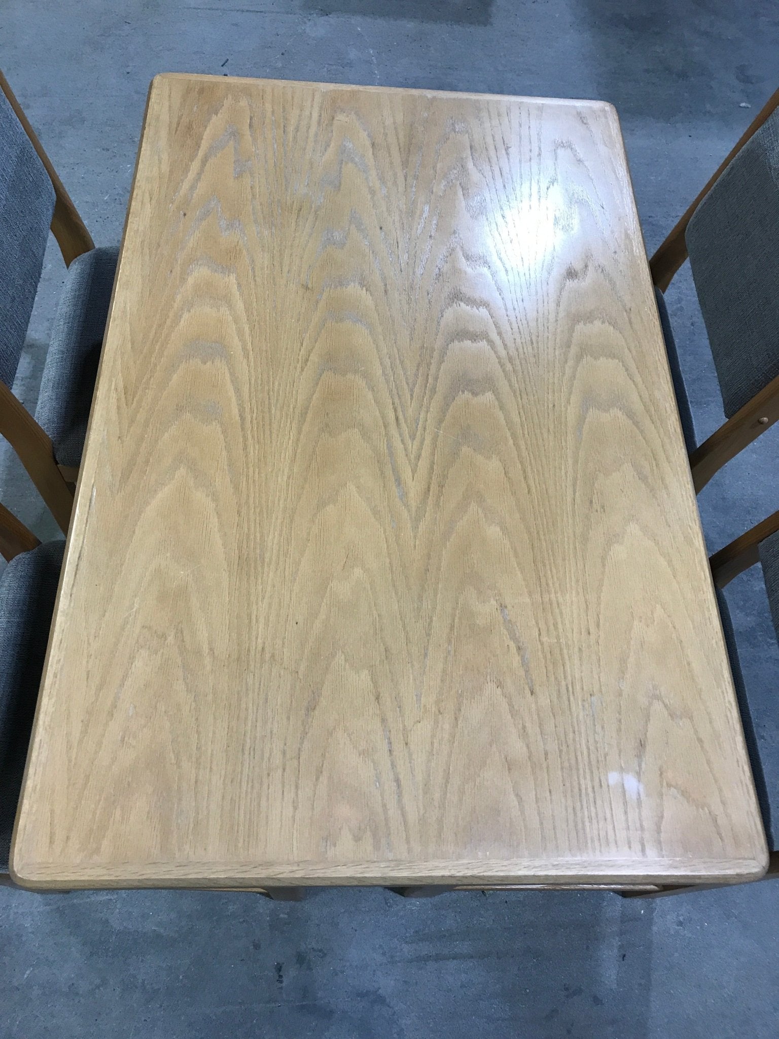 Used RV Dining Table Set - 5 piece - Young Farts RV Parts