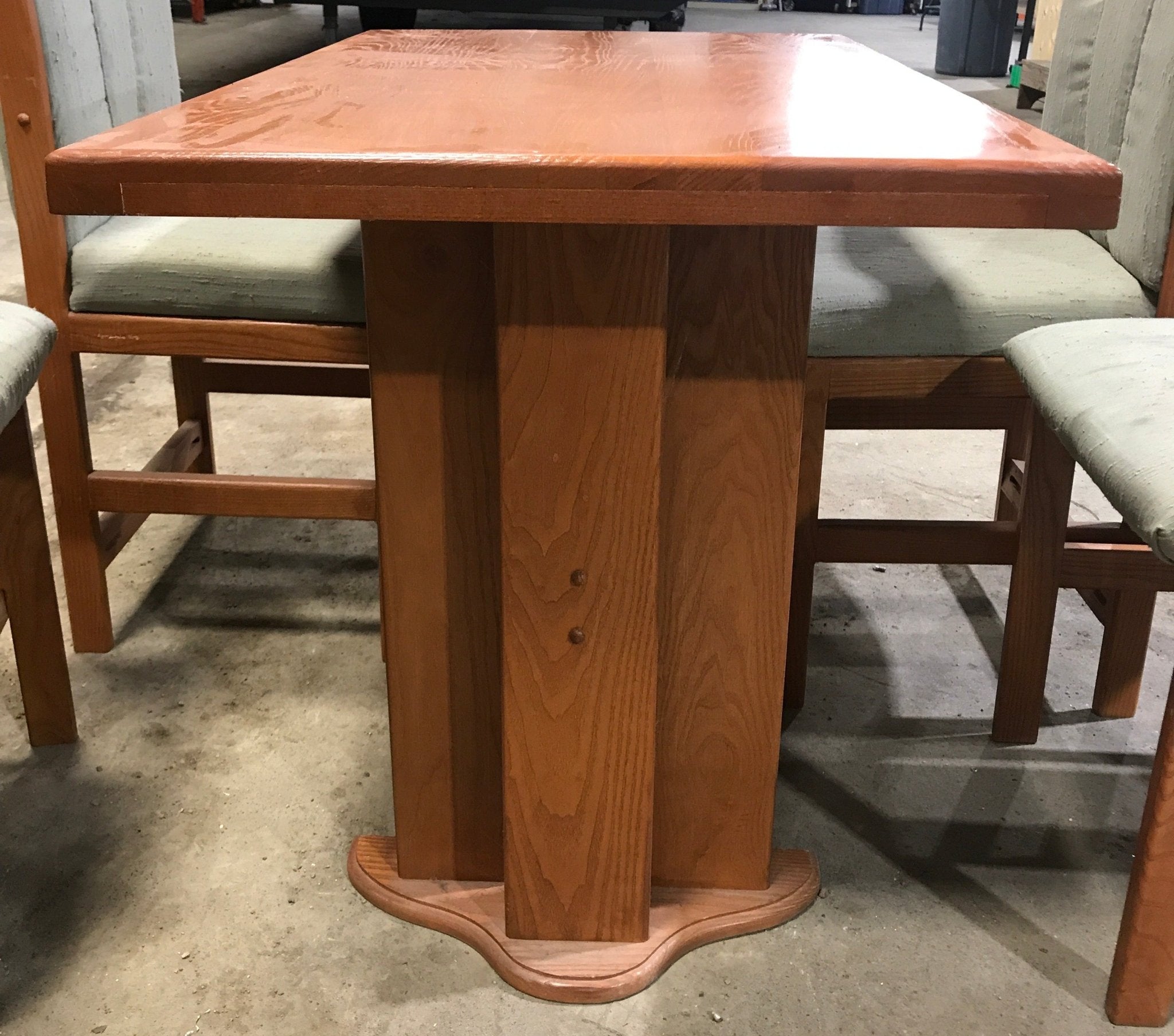 Used RV Dining Table Set - 5 piece - Young Farts RV Parts