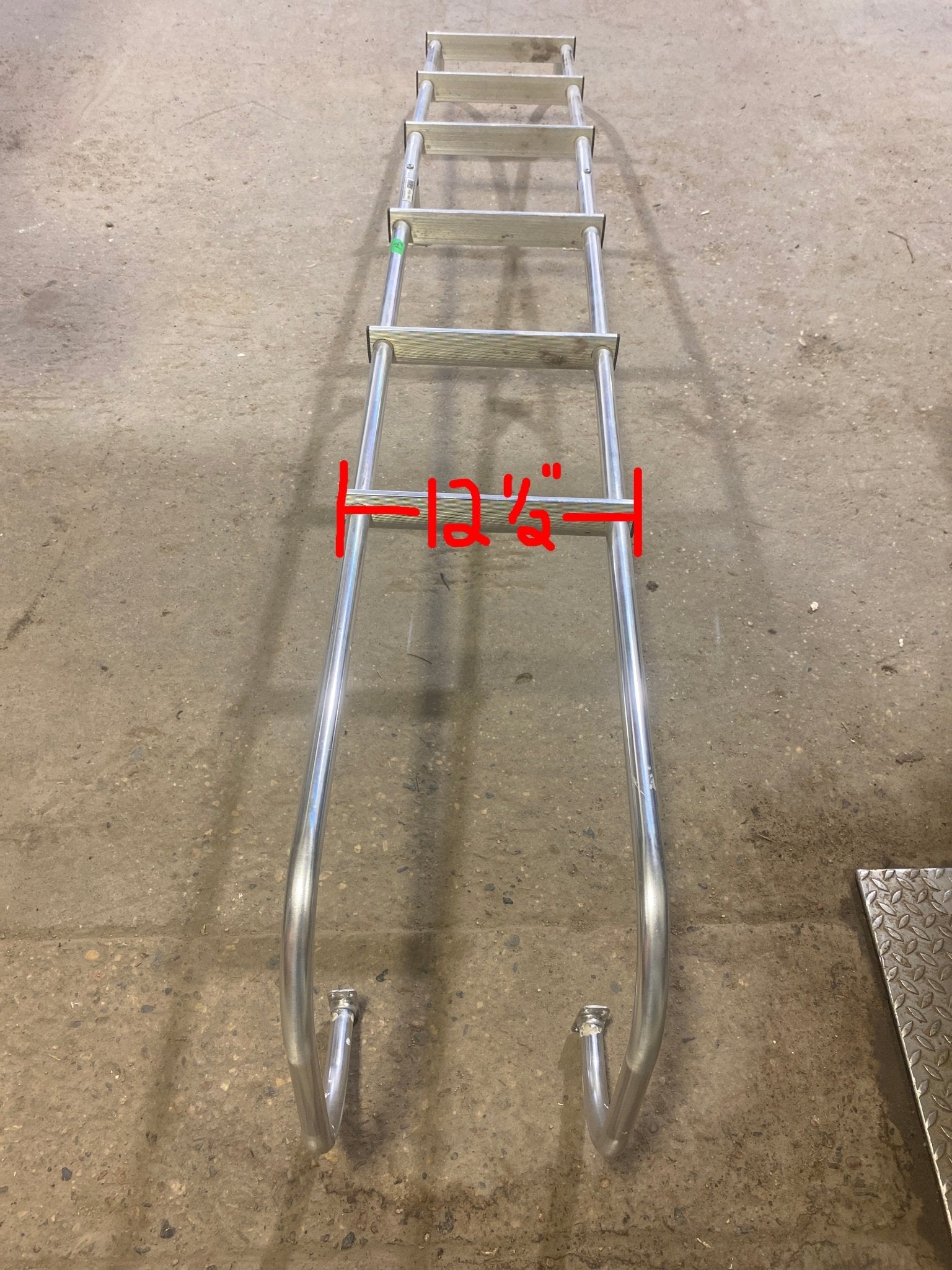 Used RV Exterior Ladder - Aluminum - 88