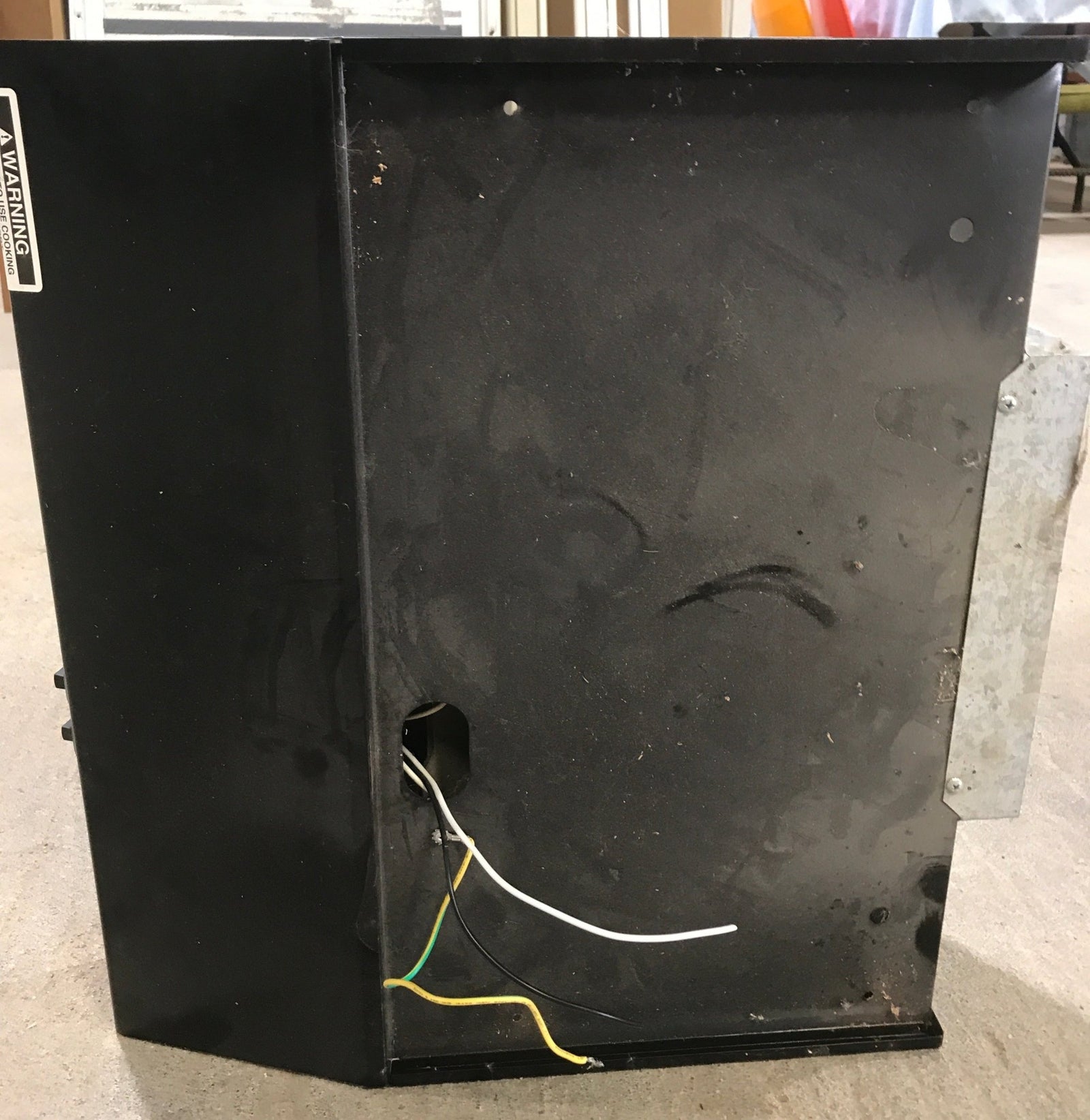Used RV Heng's (R0423500C) Range Hood with Fan and Light - Young Farts RV Parts