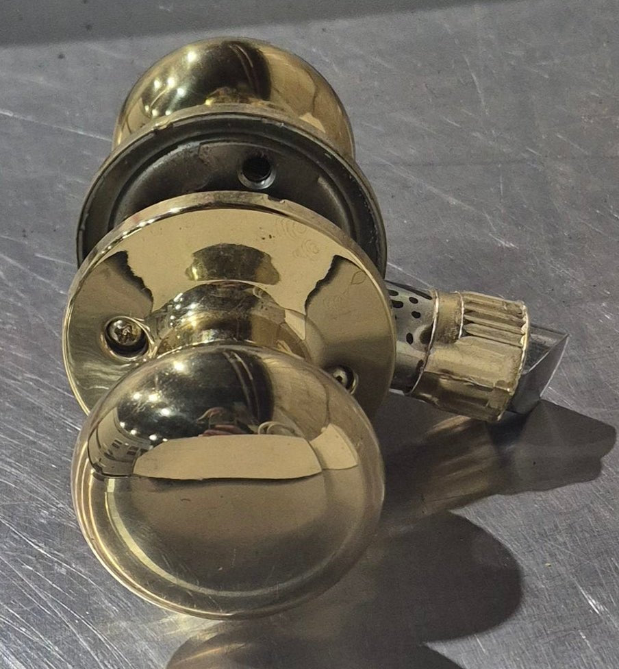 Used RV Interior Door Knob 1 1/4" Wall 2 1/2" Latch Non - Locking - Young Farts RV Parts