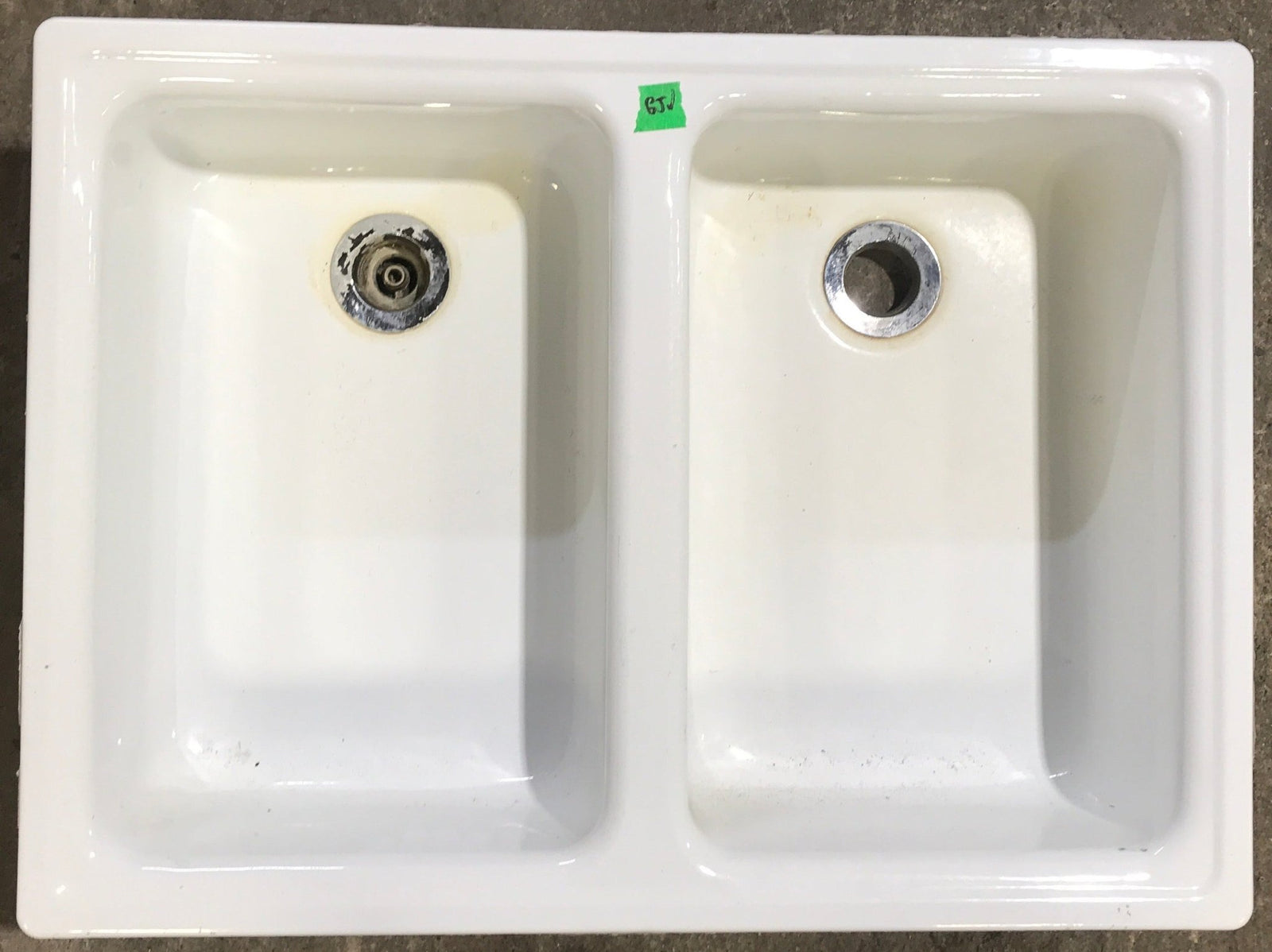 Used RV Kitchen Sink 24 1/2” W x 18” L - Young Farts RV Parts