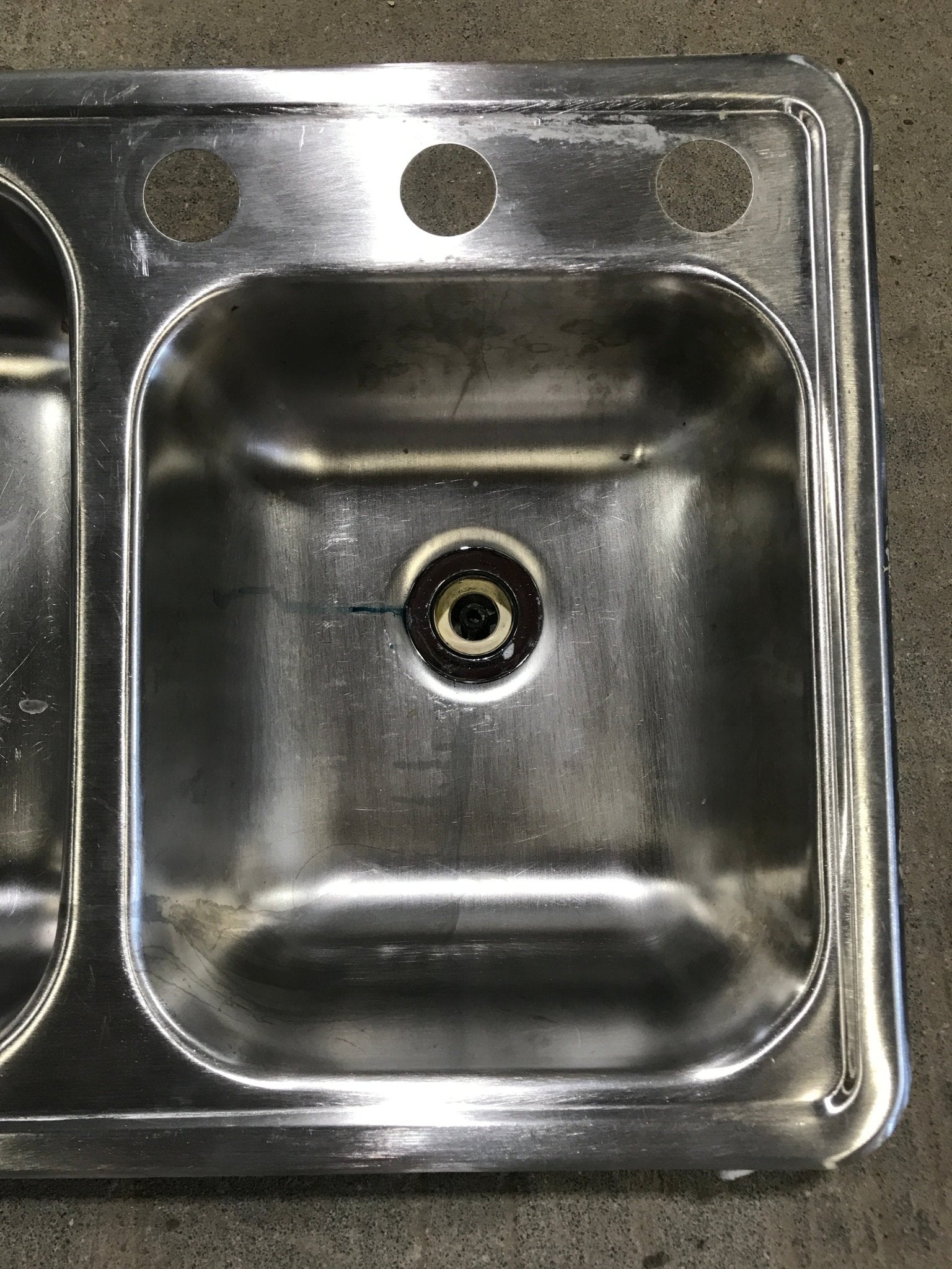 Used RV Kitchen Sink 24” W X 17” L - Young Farts RV Parts