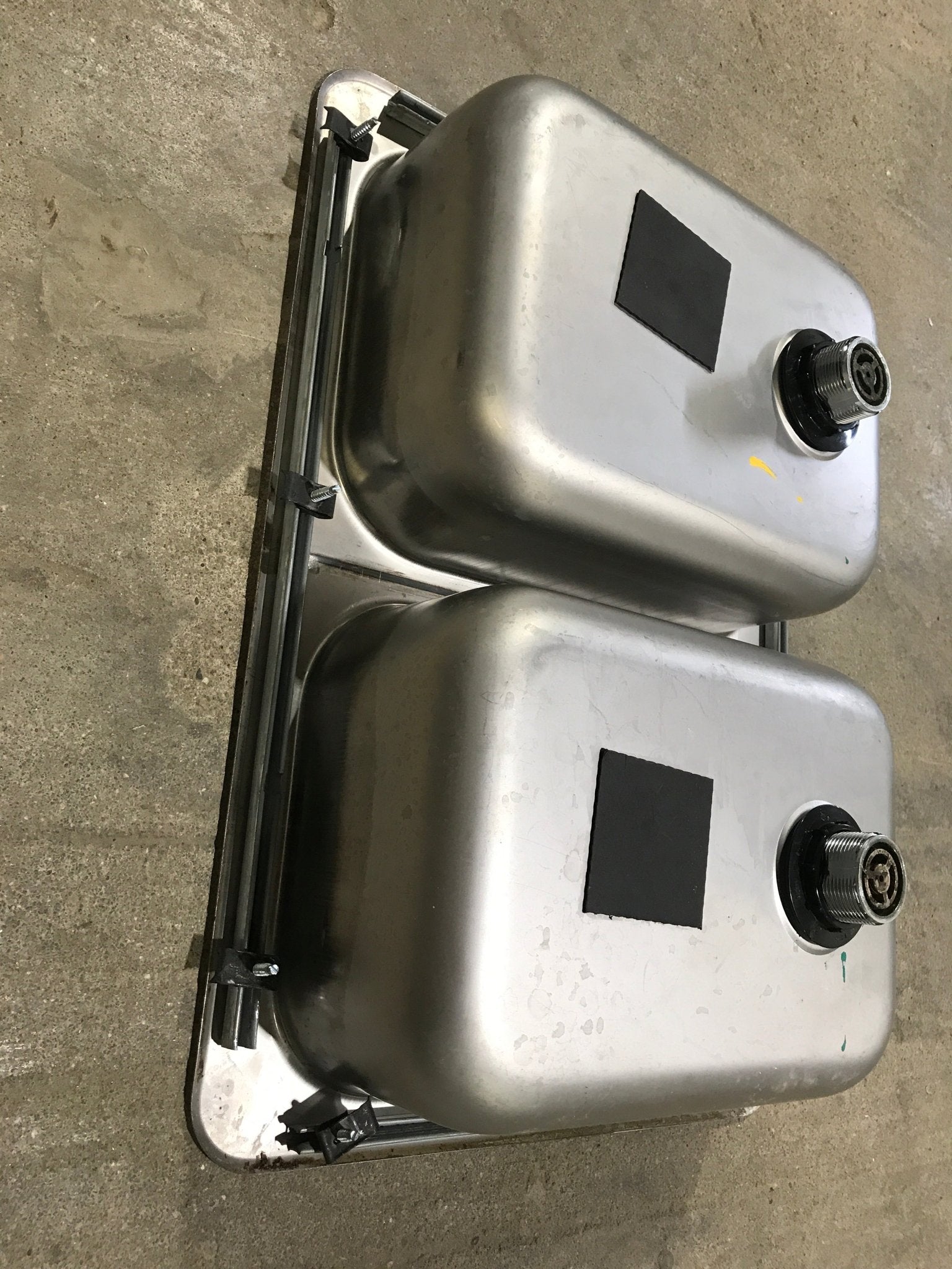 Used RV Kitchen Sink 24” W X 17” L - Young Farts RV Parts