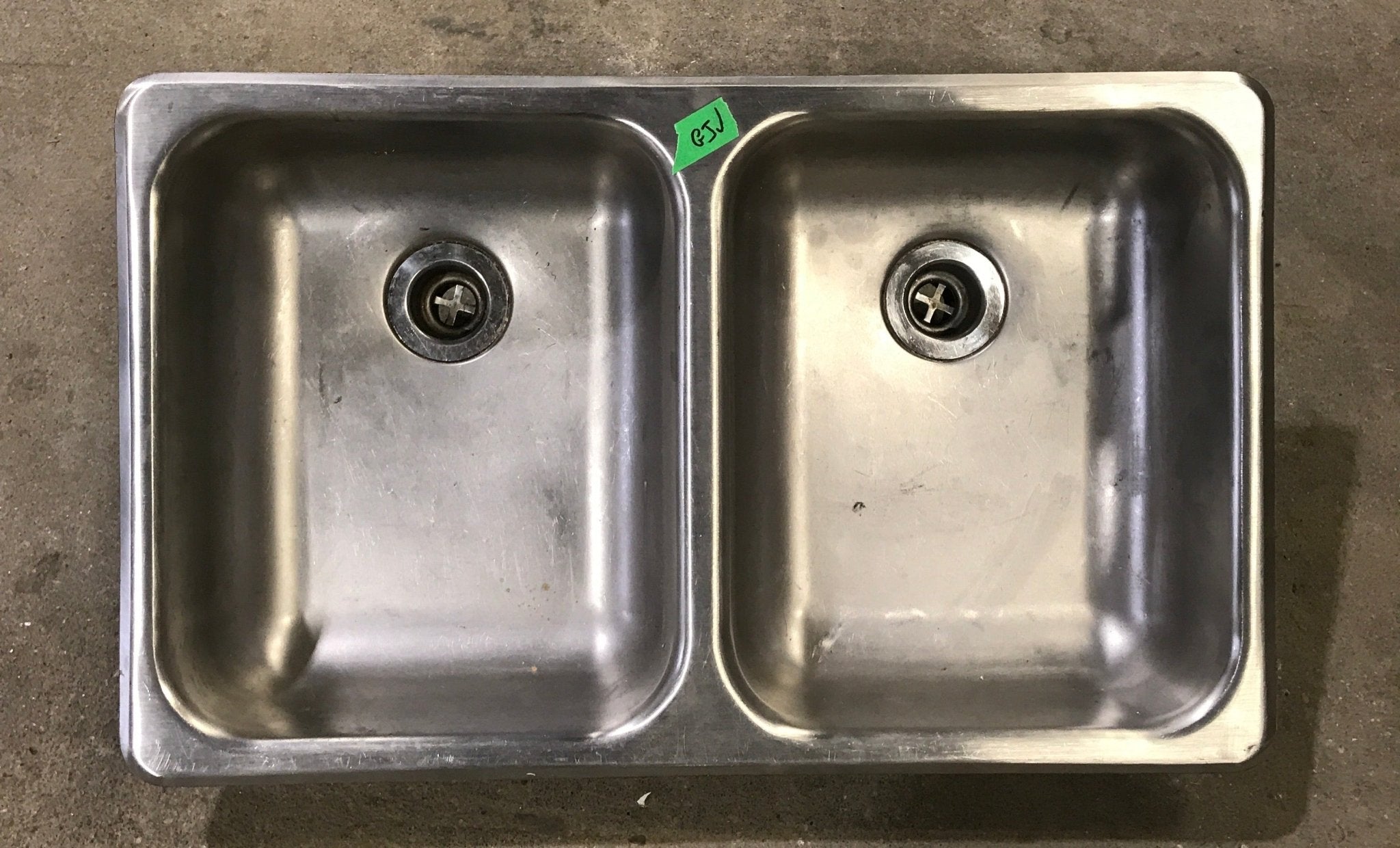 Used RV Kitchen Sink 25” W X 15 1/2” L - Young Farts RV Parts