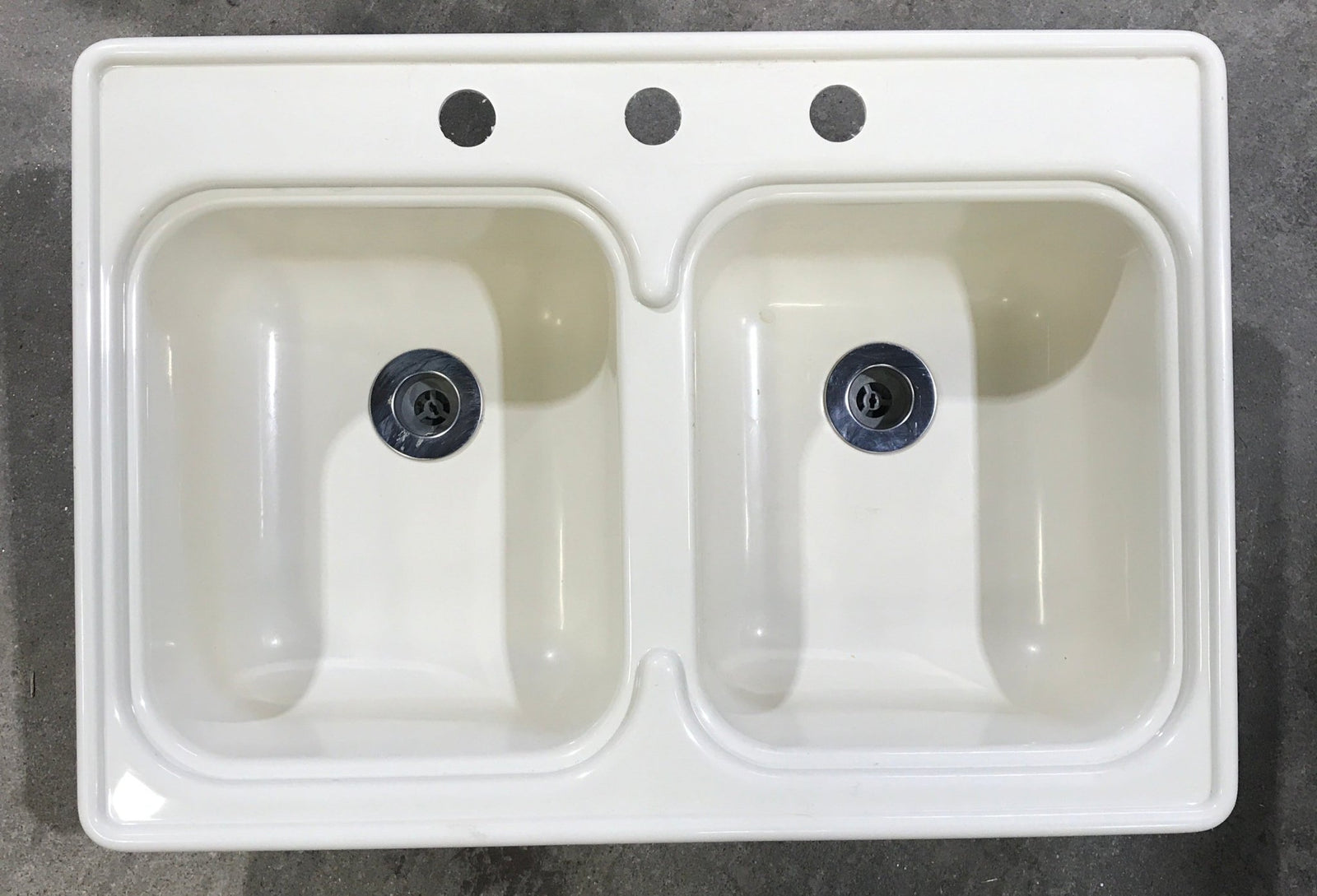 Used RV Kitchen Sink 25” W X 17 1/2” L - Young Farts RV Parts