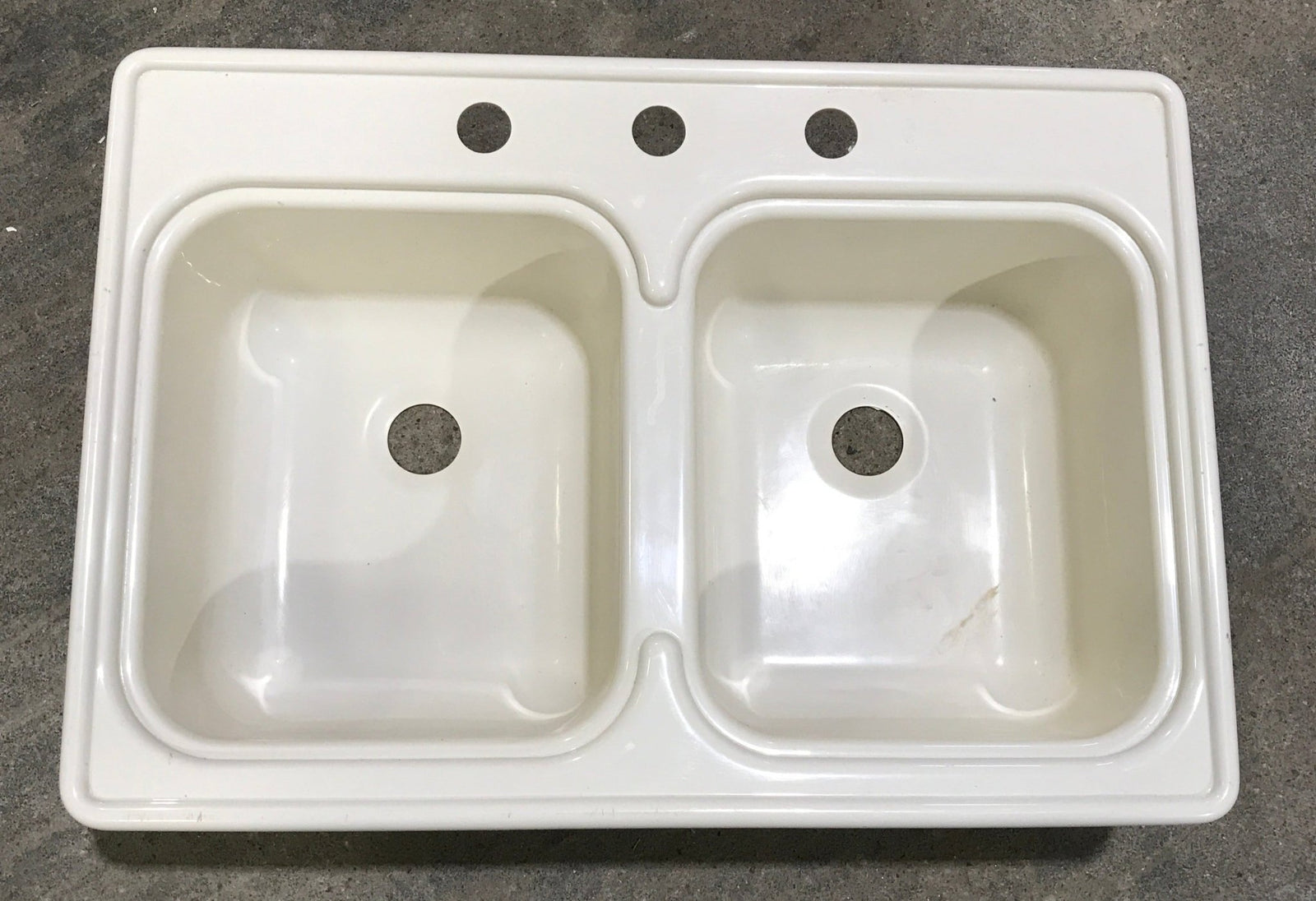 Used RV Kitchen Sink 25” W X 17 1/2” L - Young Farts RV Parts