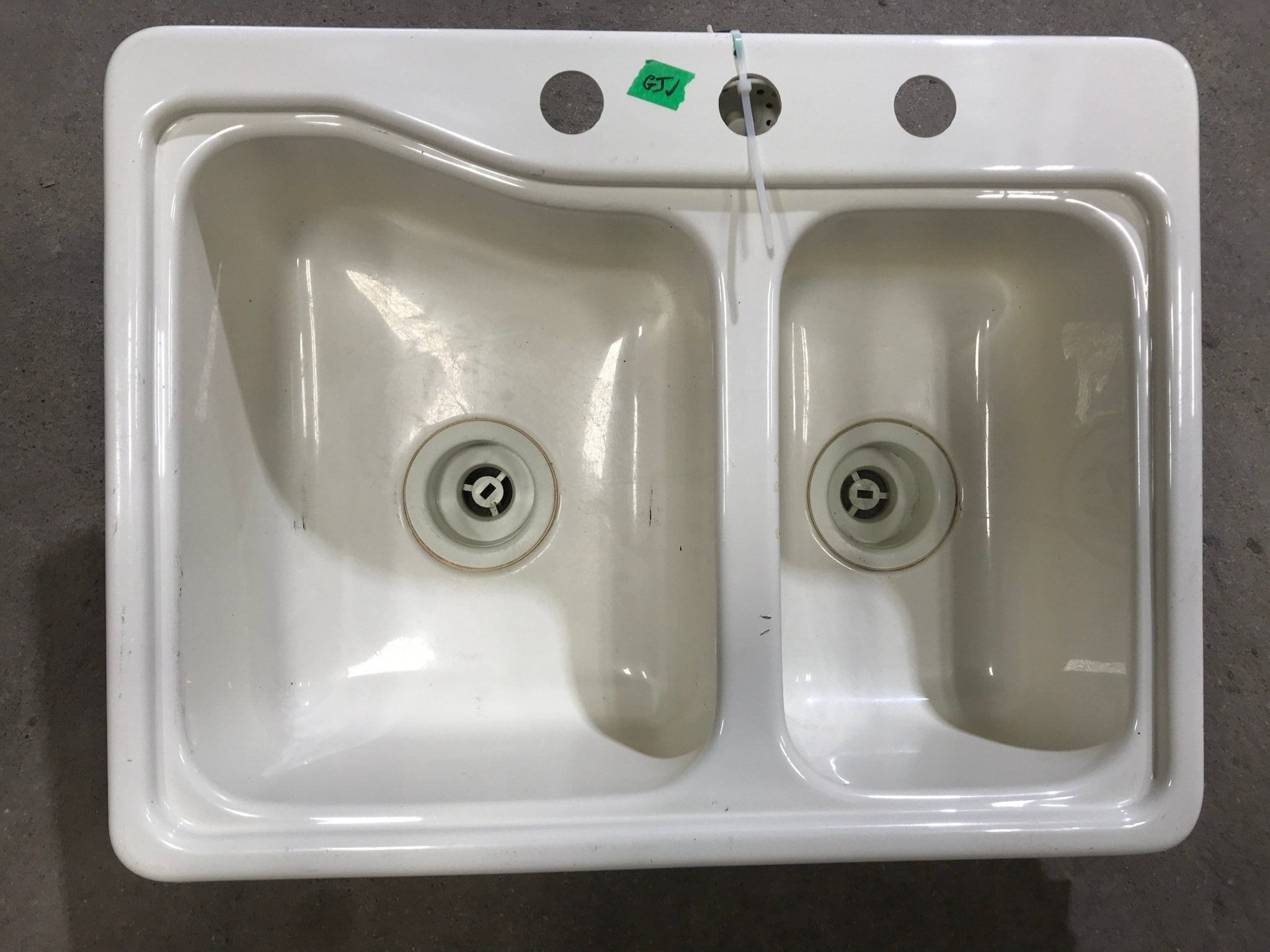 Used RV Kitchen Sink 25” W x 19” L - Young Farts RV Parts