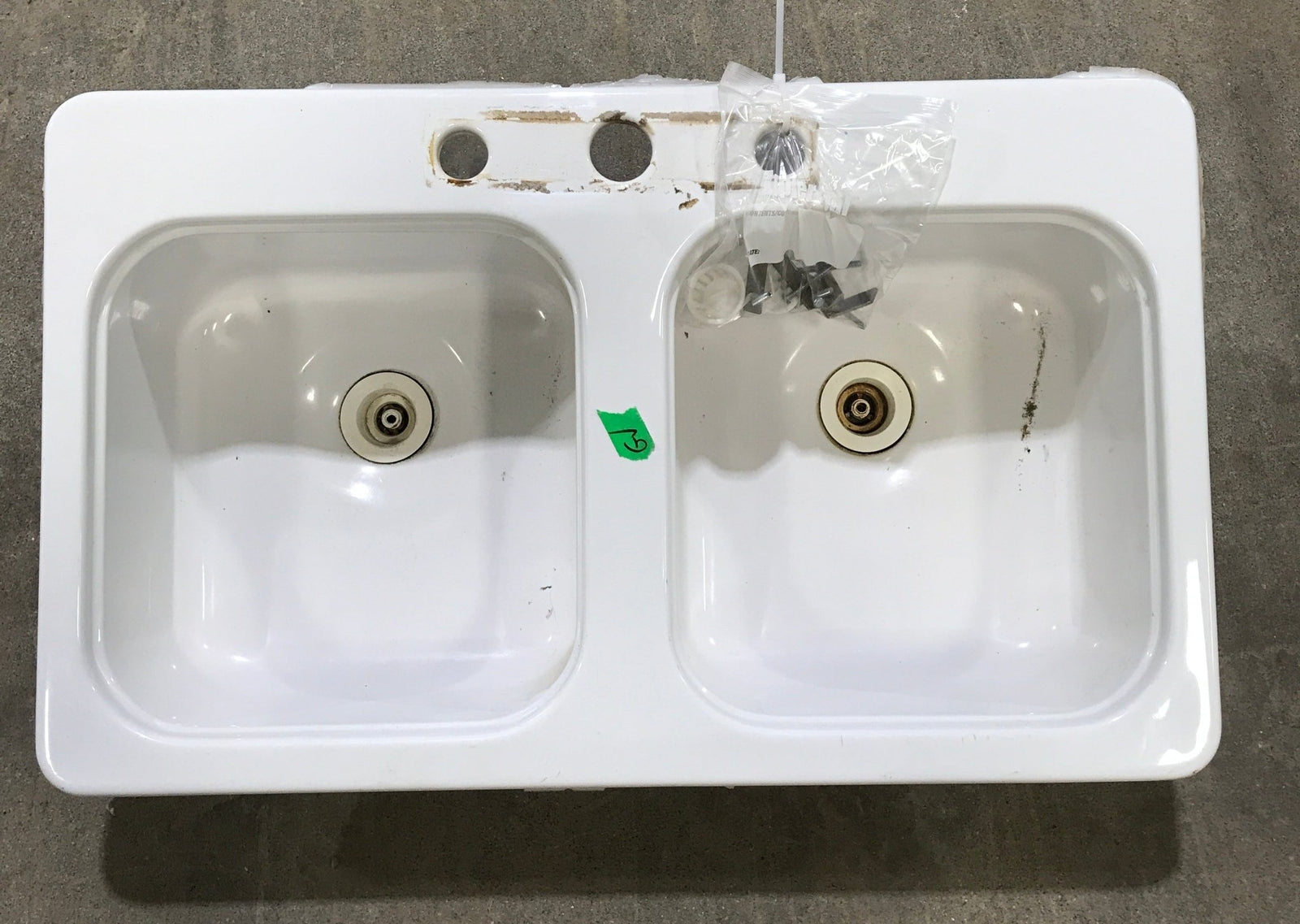 Used RV Kitchen Sink 28 3/4” L X 17 1/2” W - Young Farts RV Parts