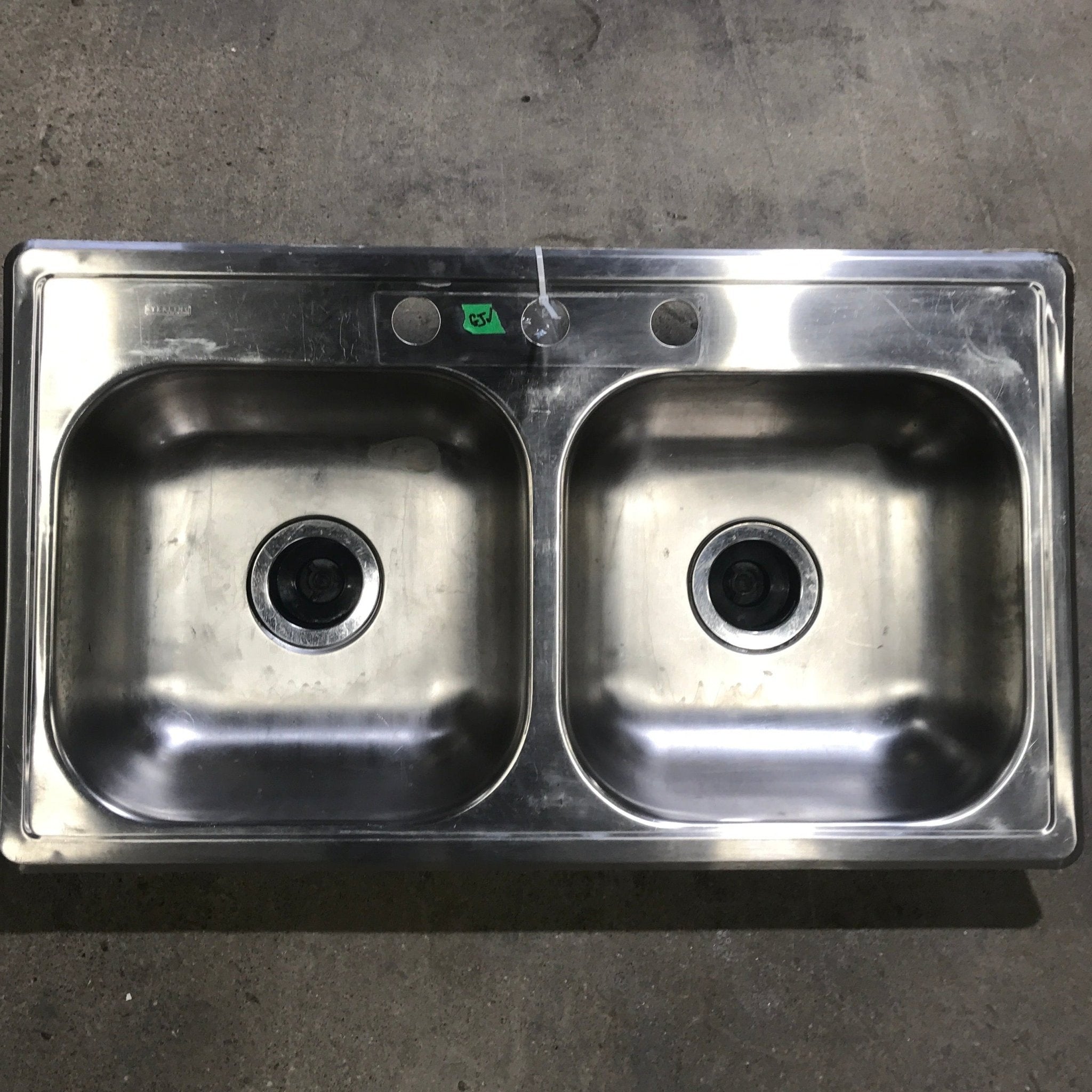 Used RV Kitchen Sink 33” W X 19” L - Young Farts RV Parts