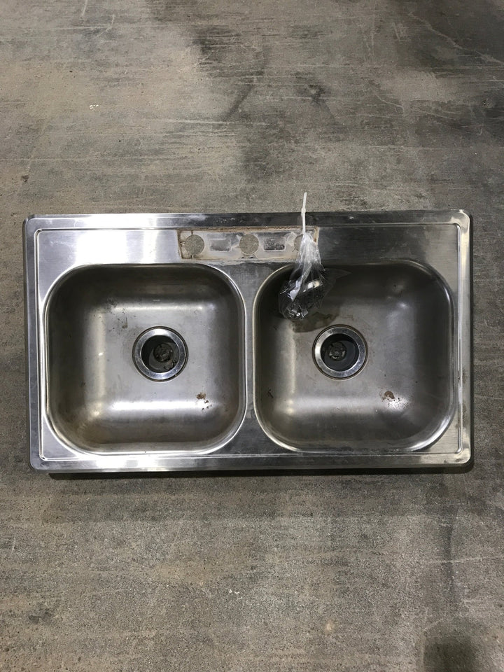Used RV Kitchen Sink 33” W X 19” L - Young Farts RV Parts