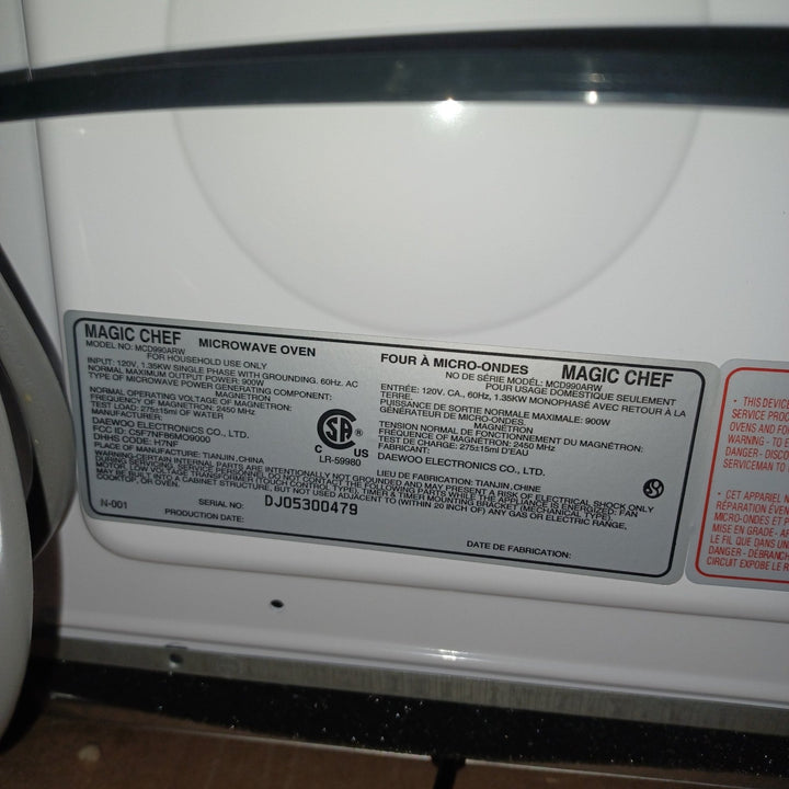 Used RV Microwave Magic Chef 19.5″ X 15″ X 12.75″ - Model No. MCD990ARW - Young Farts RV Parts