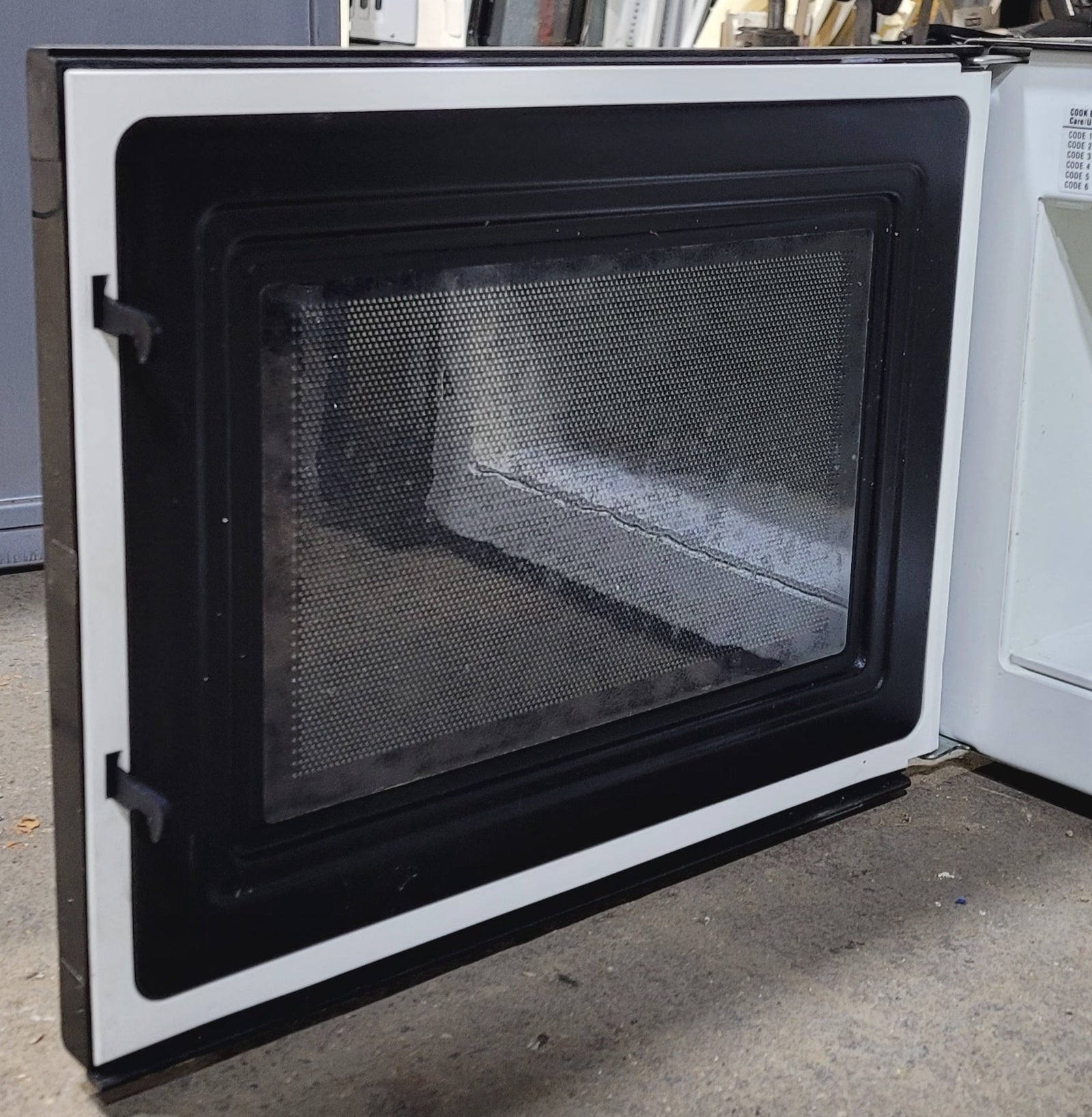 Used RV Microwave Magic Chef 20 3/8