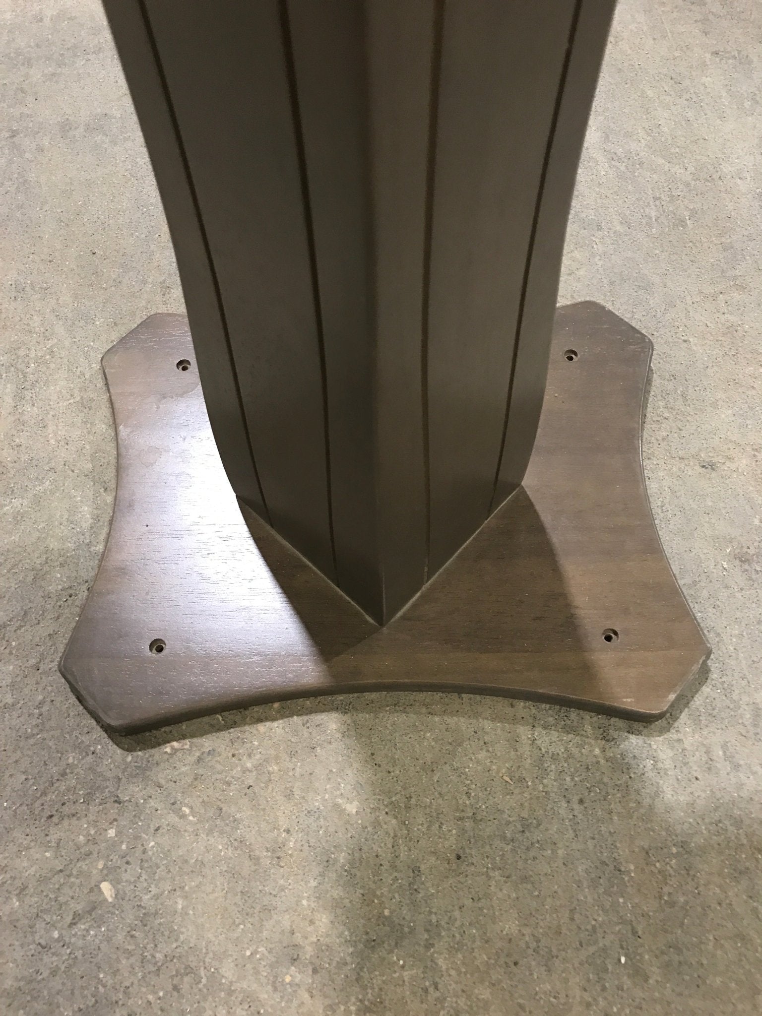 Used RV Pedestal Style Table Leg 29 1/2