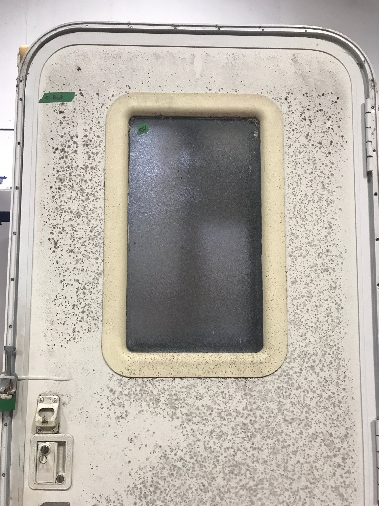 Used RV Radius Corner Entry Door 29 1/2