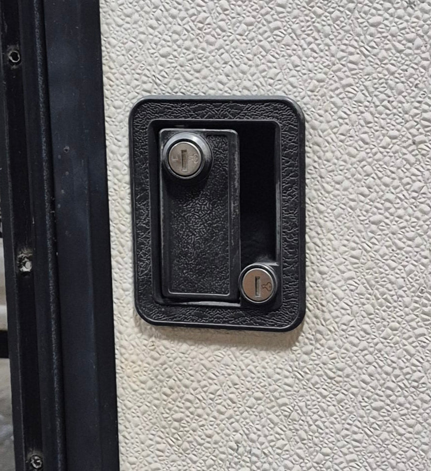 Used RV Radius Entry Door 25 3/4