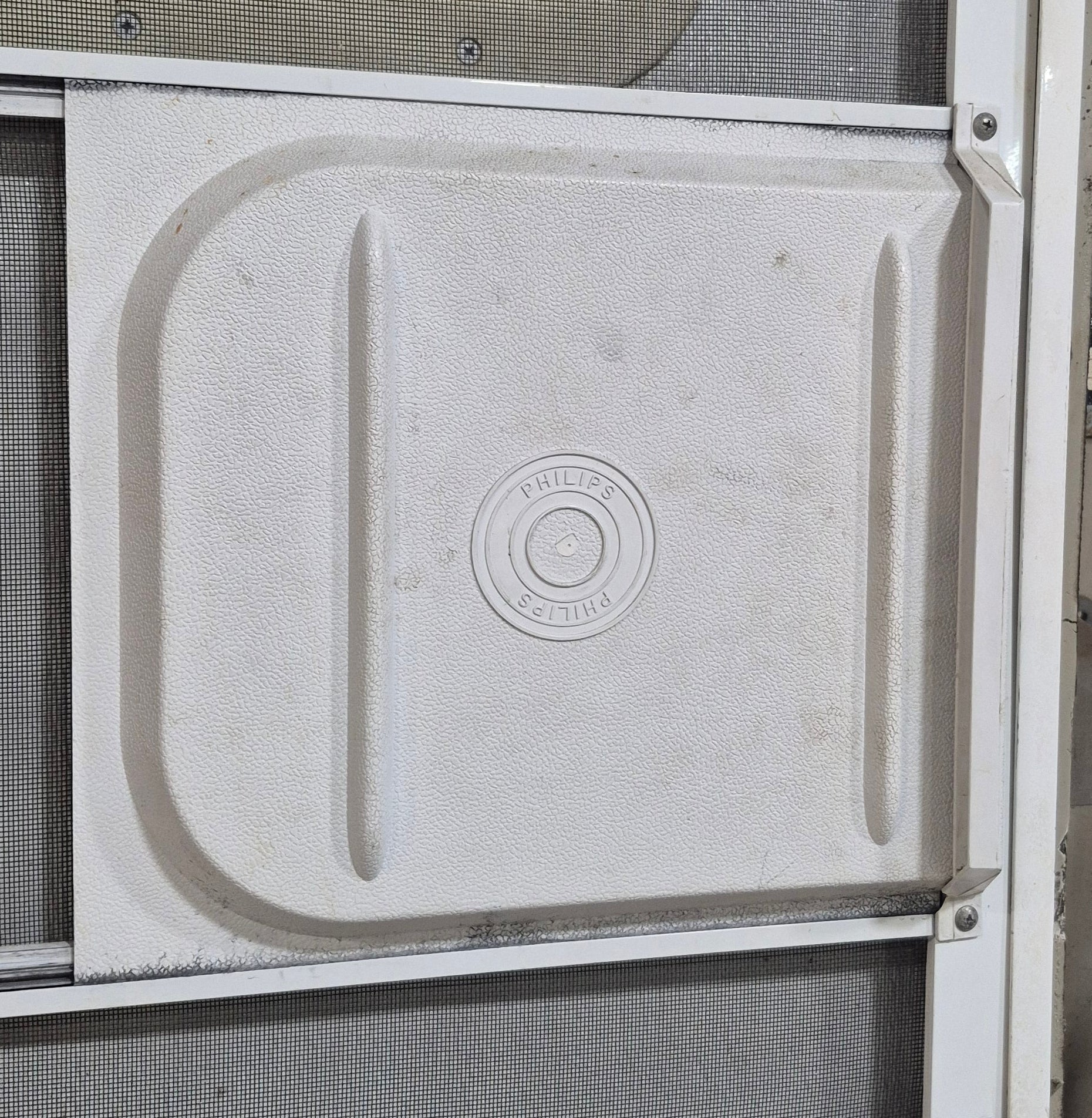 Used RV Radius Entry Door 25 7/8" W x 70" H - Young Farts RV Parts