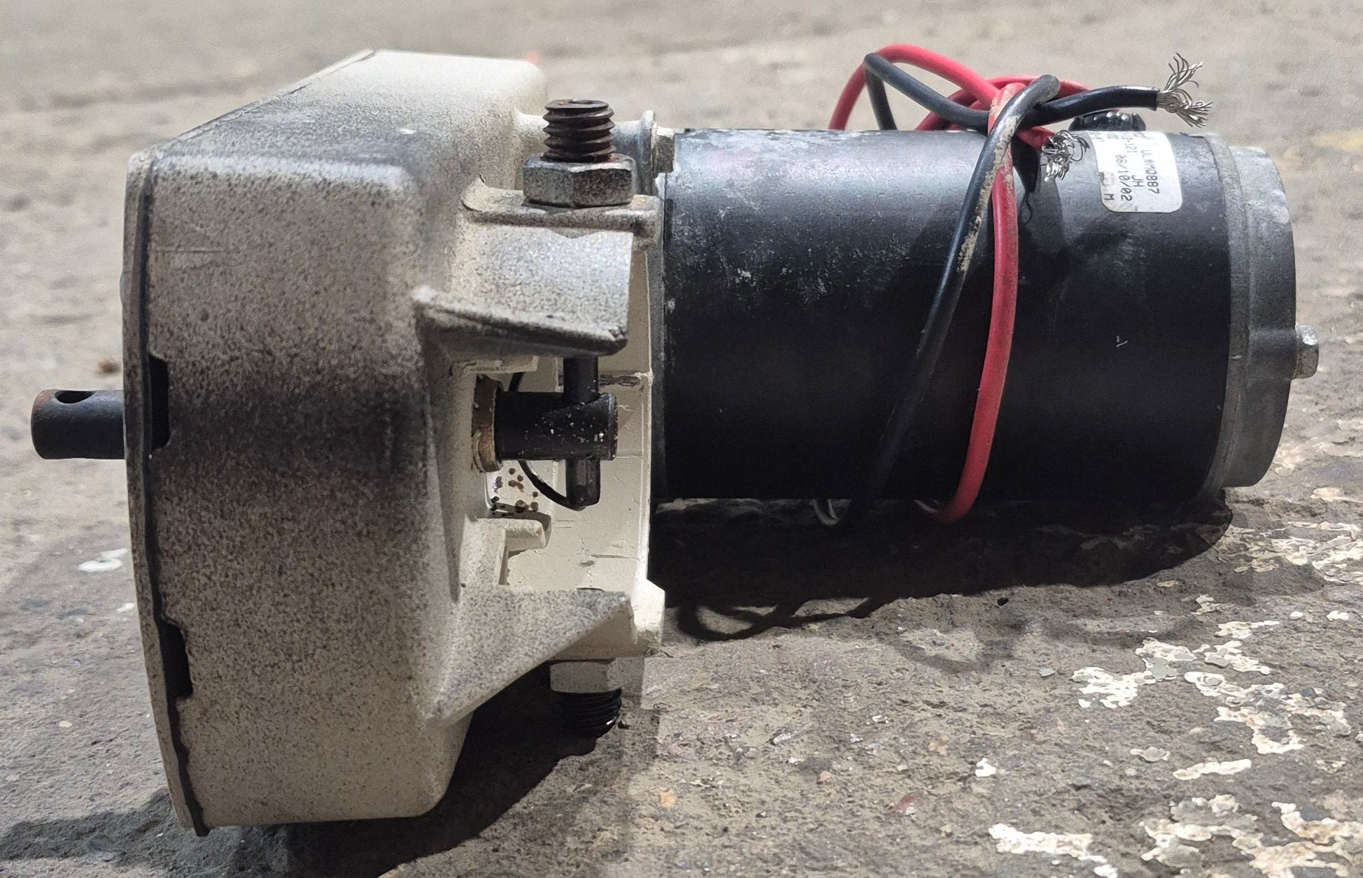 Used RV Slide Out Motor 18:1 - 8532 - 07 - Young Farts RV Parts