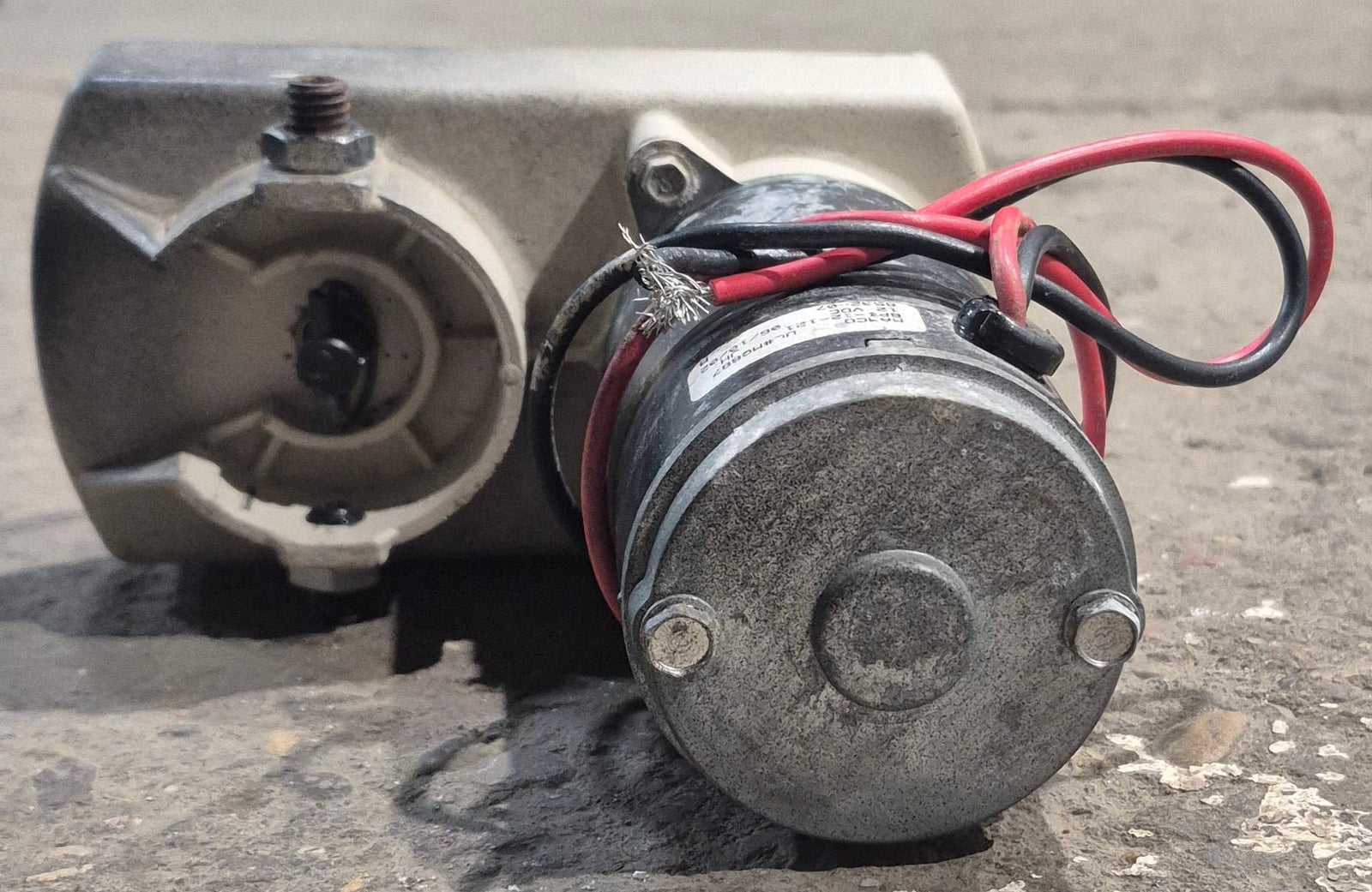 Used RV Slide Out Motor 18:1 - 8532 - 07 - Young Farts RV Parts