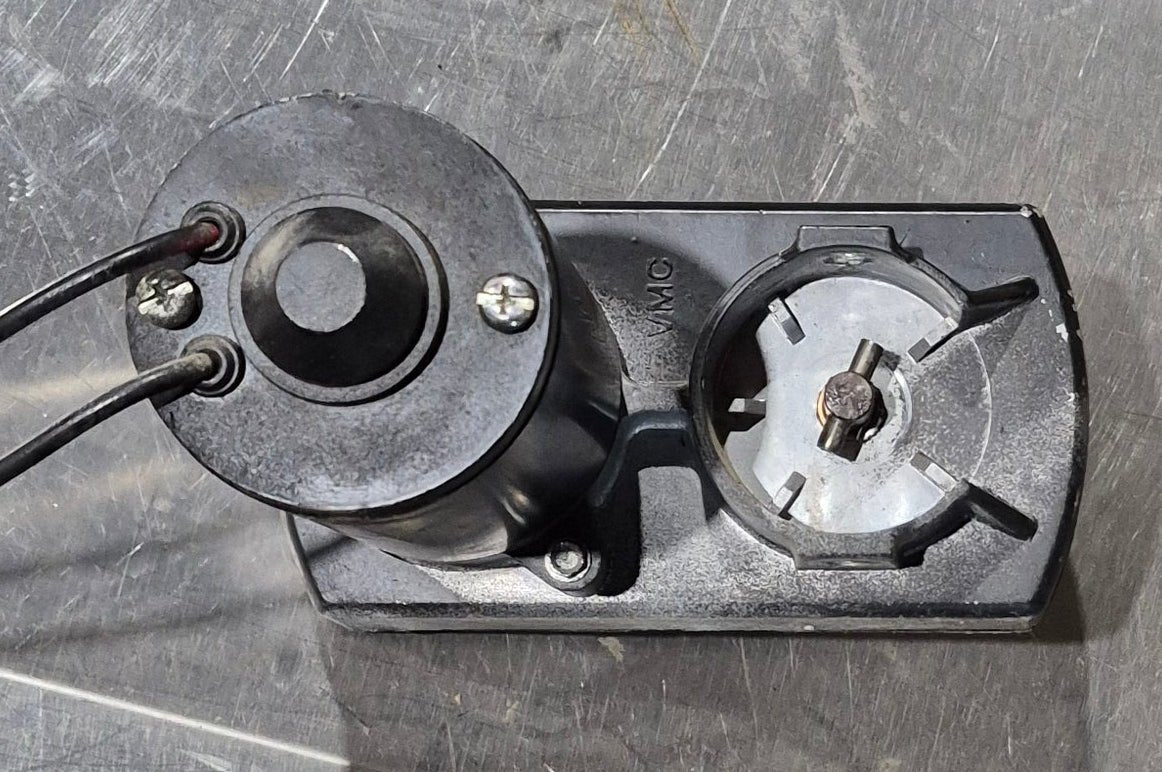 Used RV Slide Out Motor 18:1 - VMC7534637 - Young Farts RV Parts