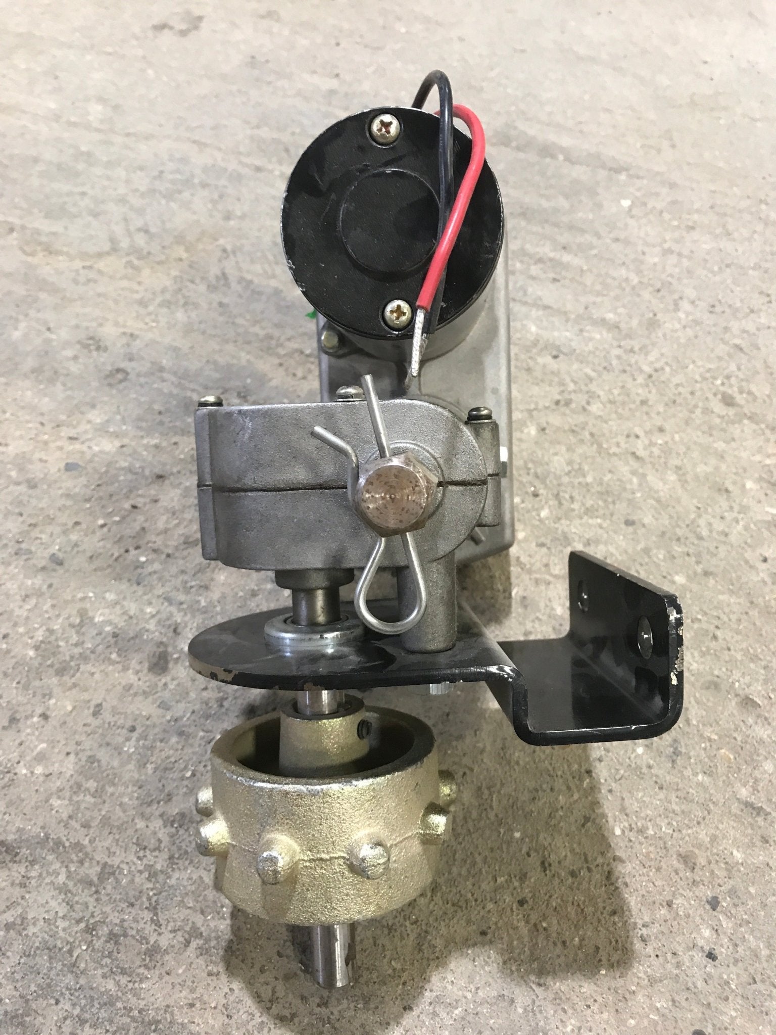 Used RV Slide Out Motor - Young Farts RV Parts