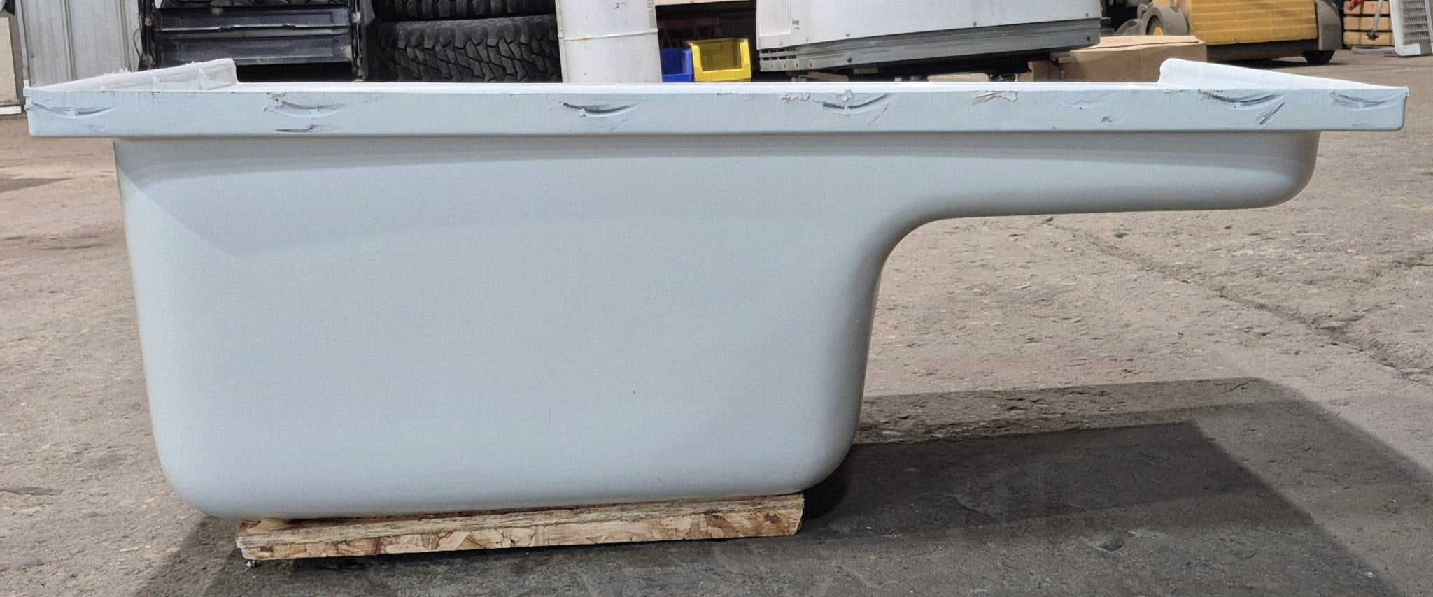 Used RV Step Bath Tub 35 7/8" L x 23 3/4" D - Right Hand Drain - Young Farts RV Parts