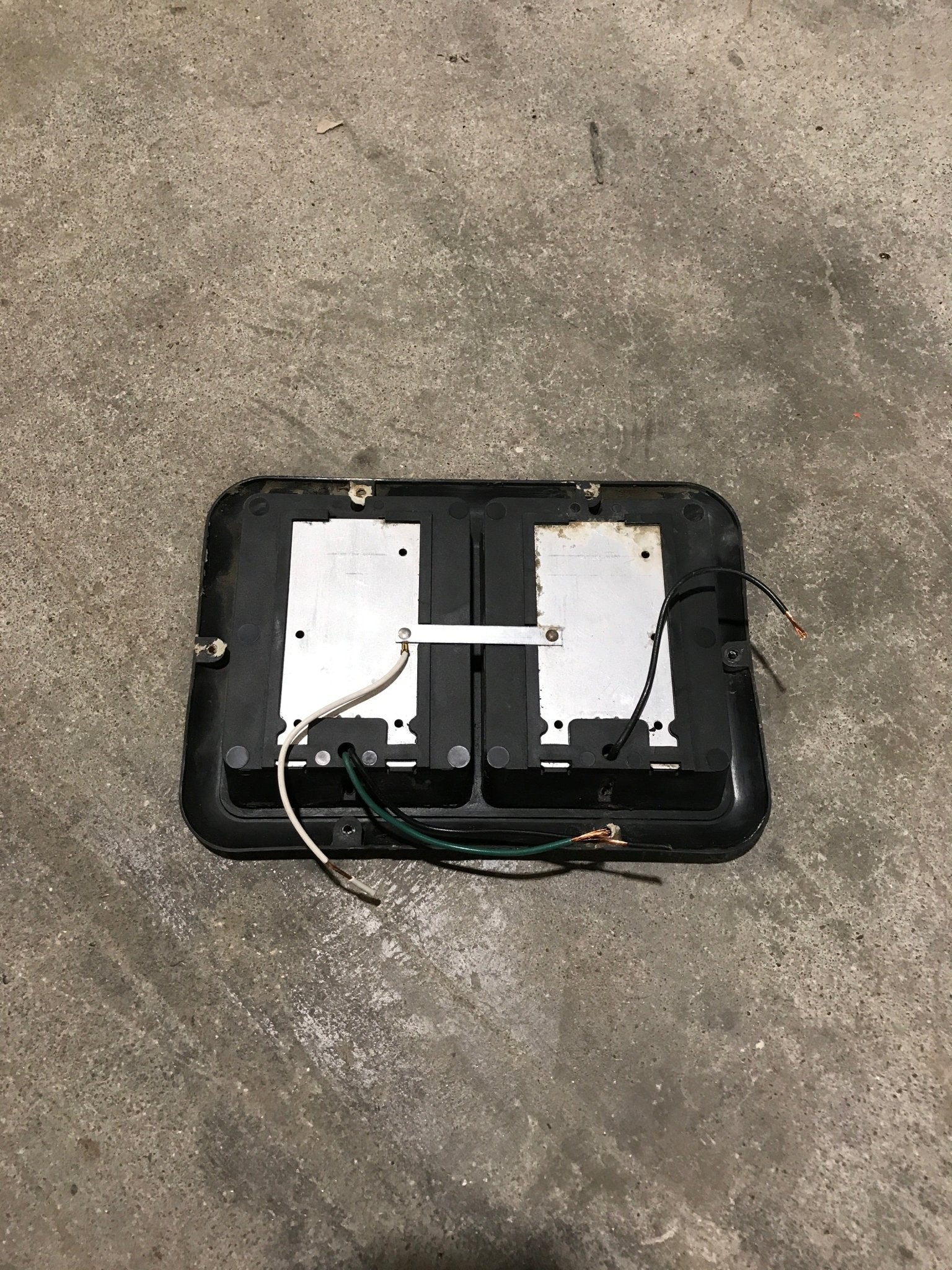 Used RV Tail Light Assembly - Young Farts RV Parts