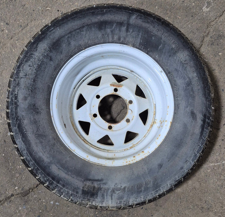 Used RV Tire & Rim 15" - 6 bolt - Young Farts RV Parts