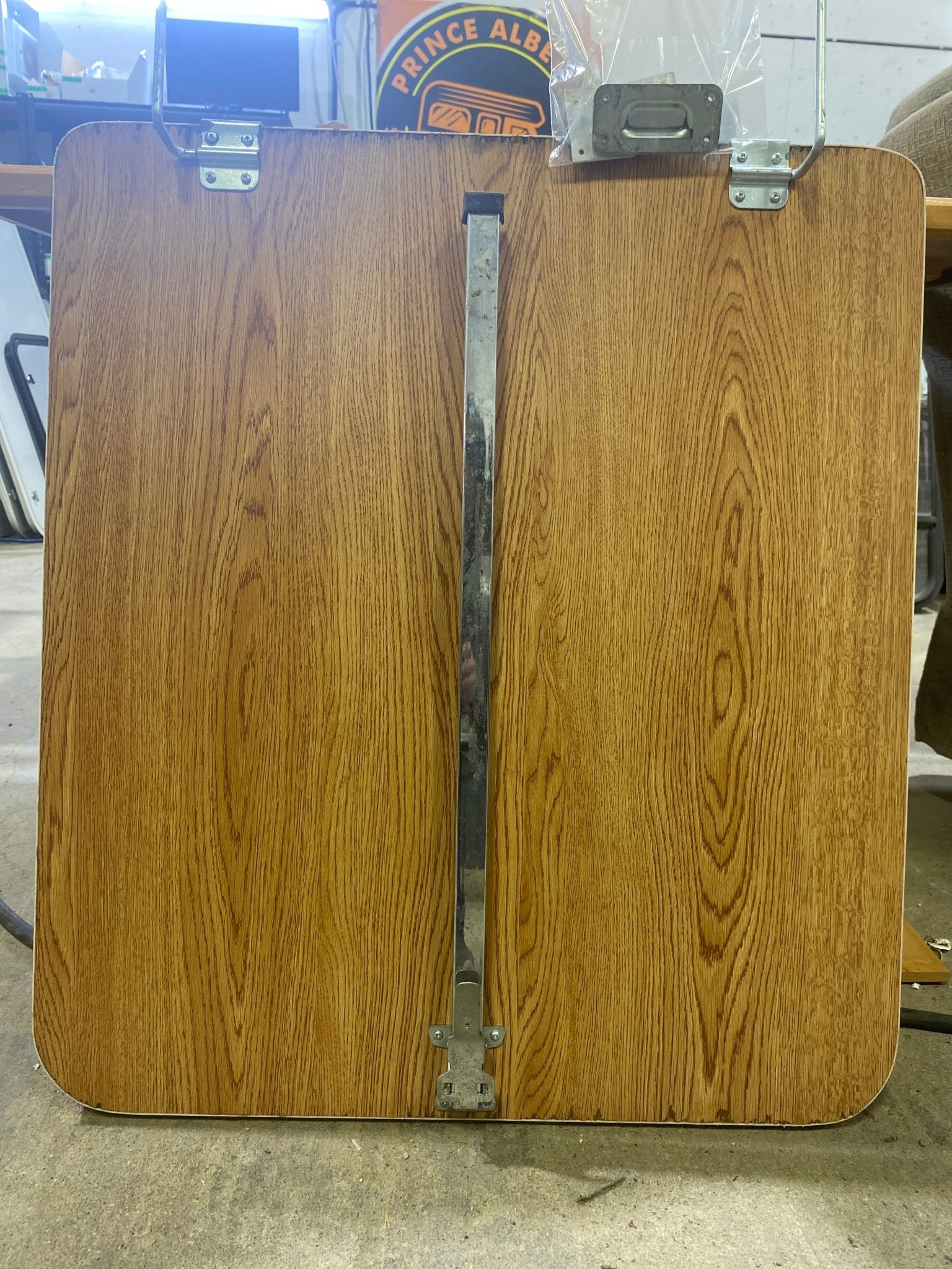 Used RV Wall Mount Table Top 32